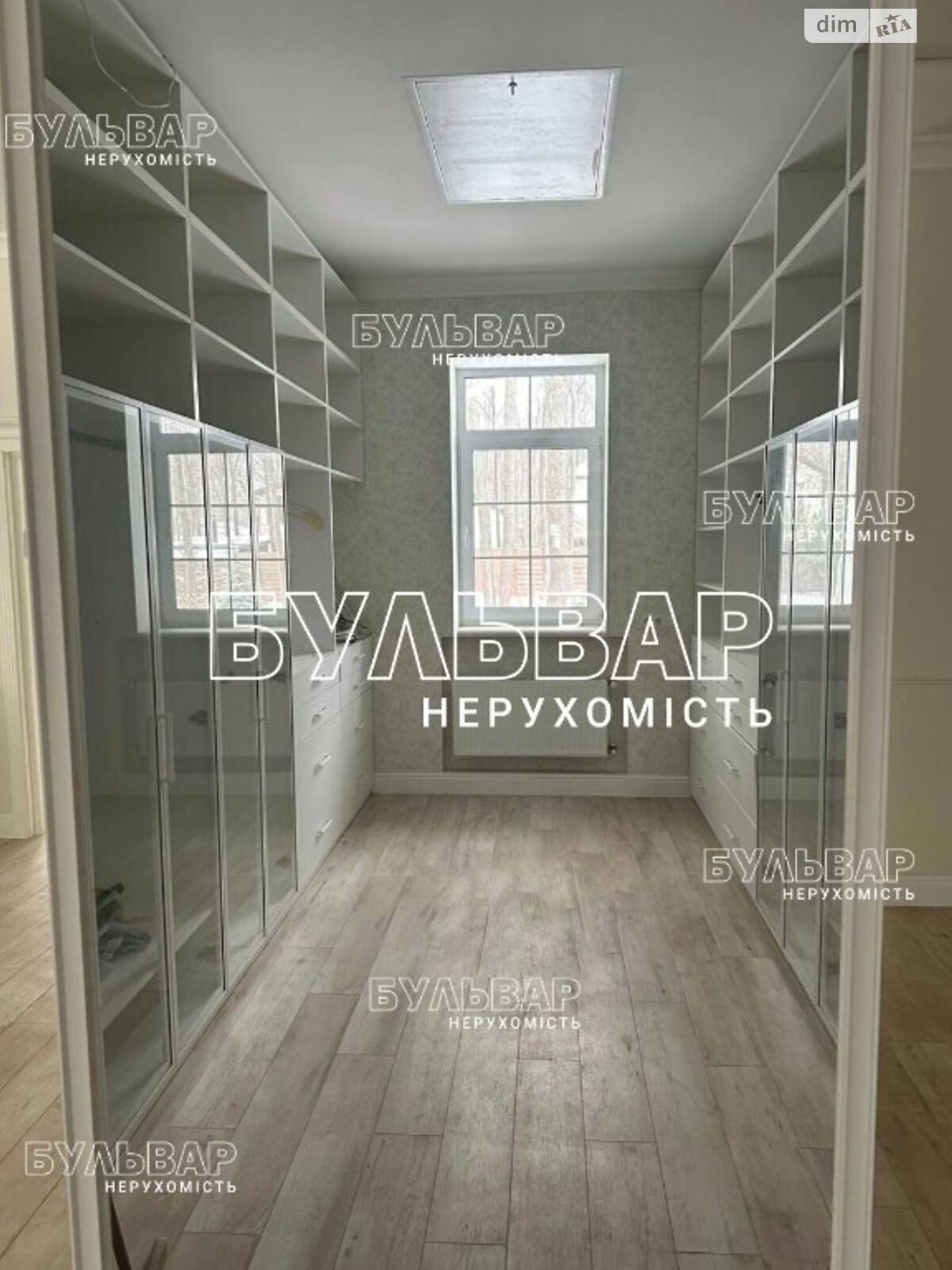 одноэтажный дом с верандой, 465 кв. м, кирпич. Продажа в Лесном фото 1 одноэтажный дом с верандой, 465 кв. м, кирпич. Продажа в Лесном фото 1