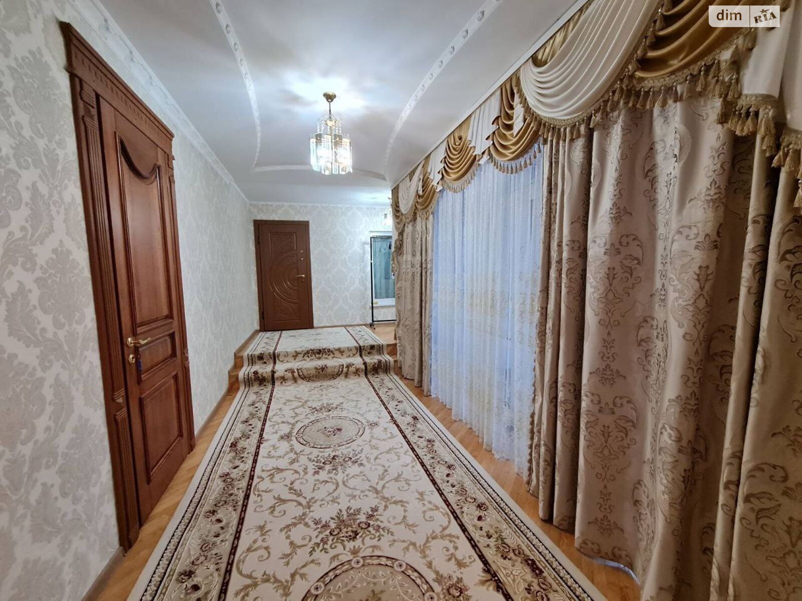 двоповерховий будинок, 570 кв. м, цегла. Продаж у Лісових Гринівцях фото 1 двоповерховий будинок, 570 кв. м, цегла. Продаж у Лісових Гринівцях фото 1