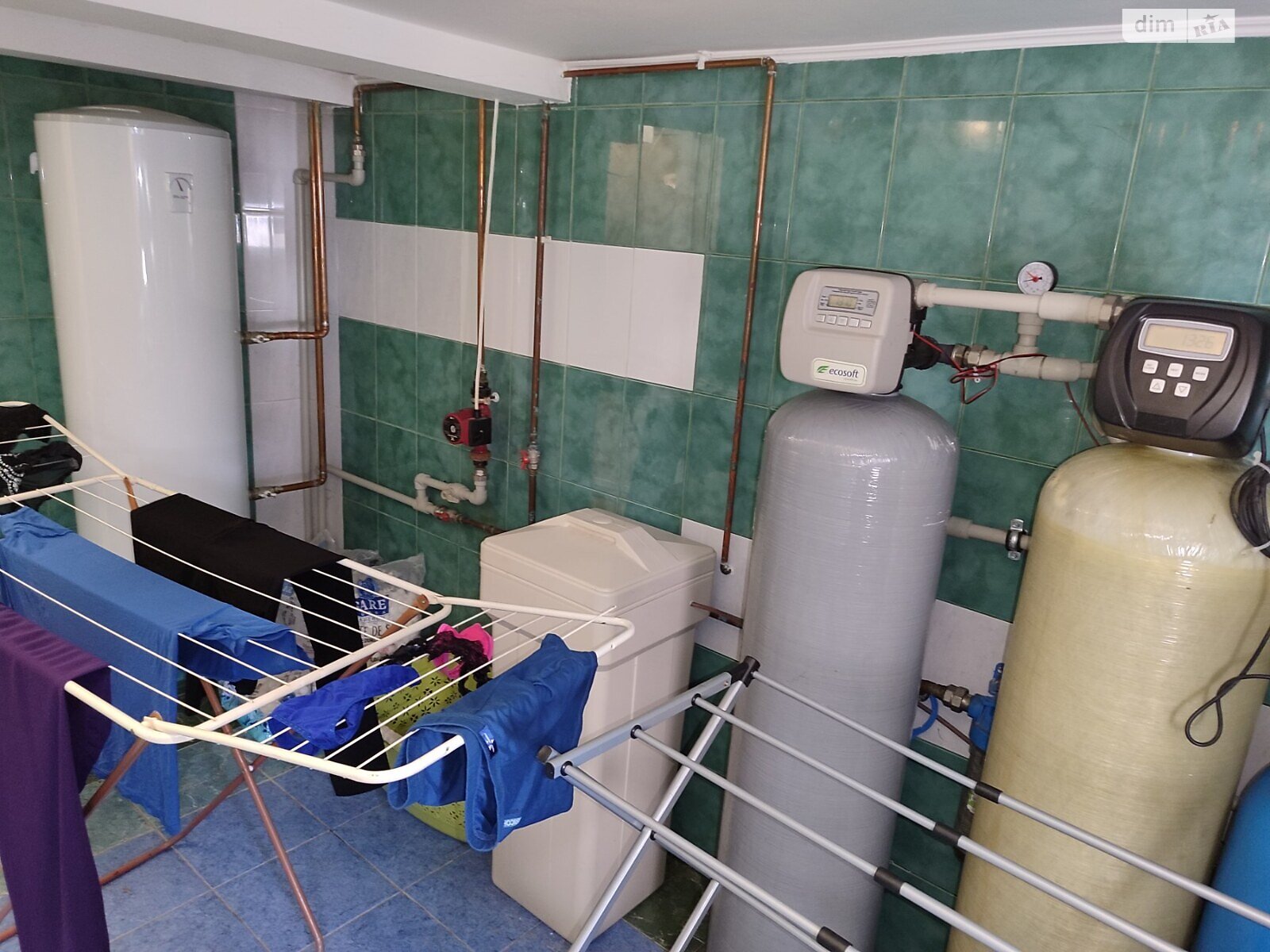 трехэтажный дом с гаражом, 348.8 кв. м, кирпич. Продажа в Левкове фото 1 трехэтажный дом с гаражом, 348.8 кв. м, кирпич. Продажа в Левкове фото 1