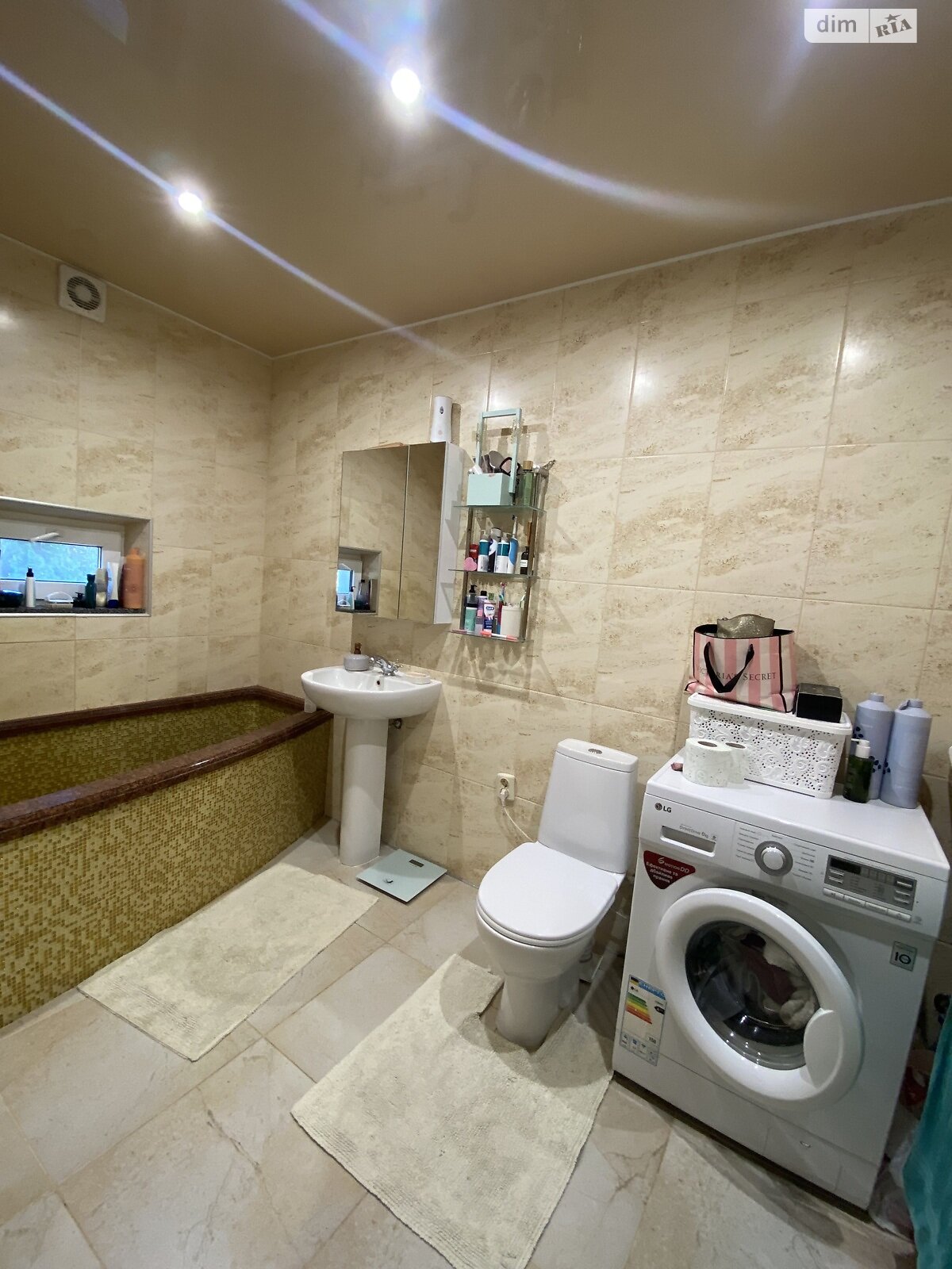 двоповерховий будинок з опаленням, 109.1 кв. м, цегла. Продаж у Левкові фото 1