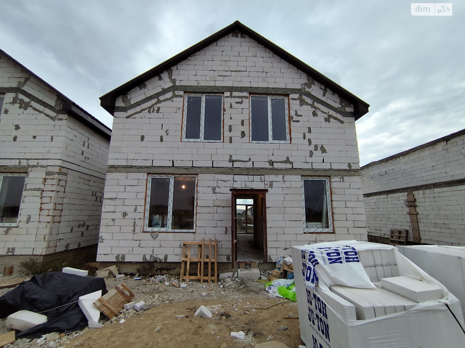 двоповерховий будинок з ремонтом, 130 кв. м, кирпич. Продаж в Лиманці фото 1