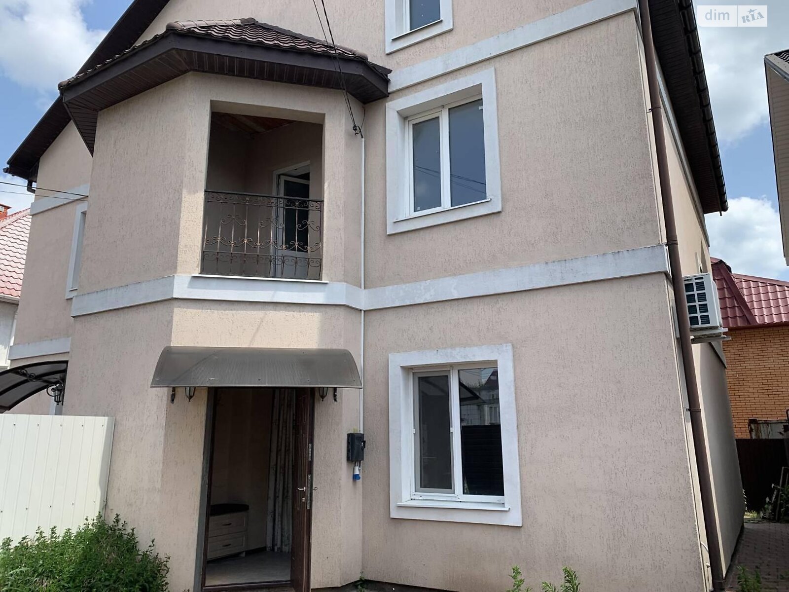 триповерховий будинок, 130 кв. м, кирпич. Продаж у Лиманці фото 1 триповерховий будинок, 130 кв. м, кирпич. Продаж у Лиманці фото 1