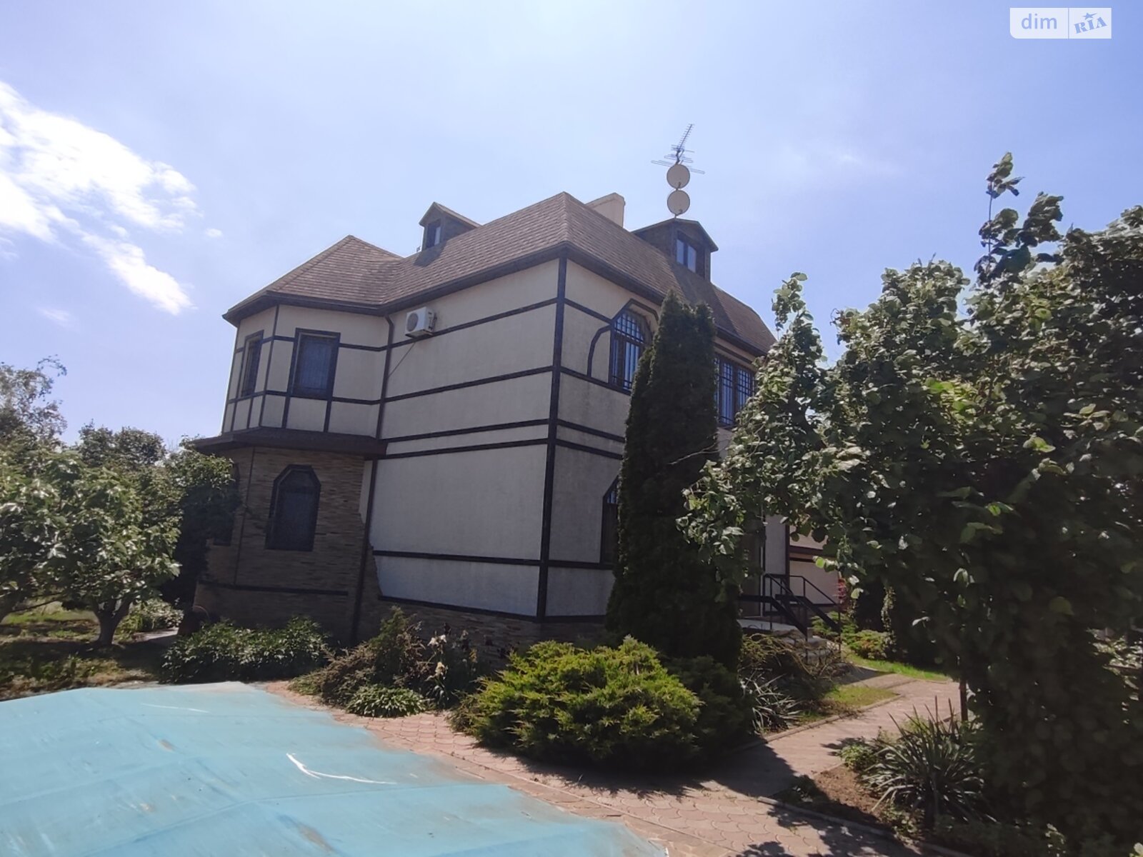 двухэтажный дом с верандой, 290 кв. м, кирпич. Продажа в Лиманке фото 1 двухэтажный дом с верандой, 290 кв. м, кирпич. Продажа в Лиманке фото 1