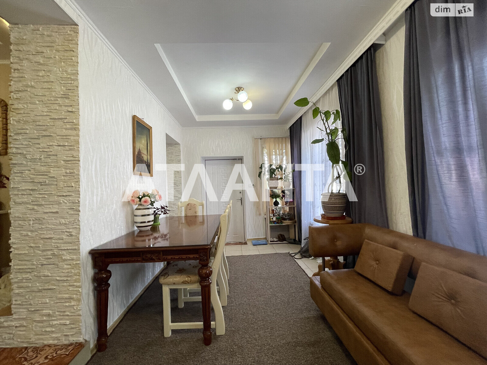 трехэтажный дом с мансардой, 180 кв. м, ракушечник (ракушняк). Продажа в Лиманке фото 1 трехэтажный дом с мансардой, 180 кв. м, ракушечник (ракушняк). Продажа в Лиманке фото 1