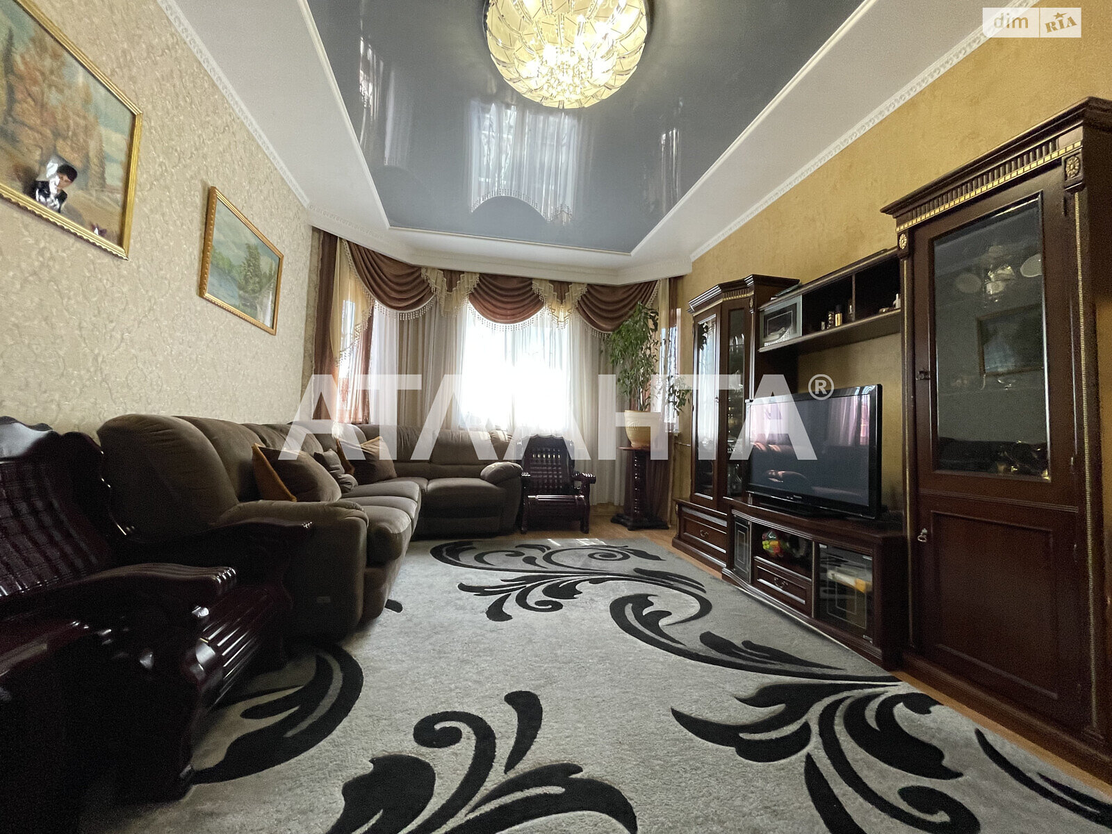 трехэтажный дом с мансардой, 180 кв. м, ракушечник (ракушняк). Продажа в Лиманке фото 1 трехэтажный дом с мансардой, 180 кв. м, ракушечник (ракушняк). Продажа в Лиманке фото 1