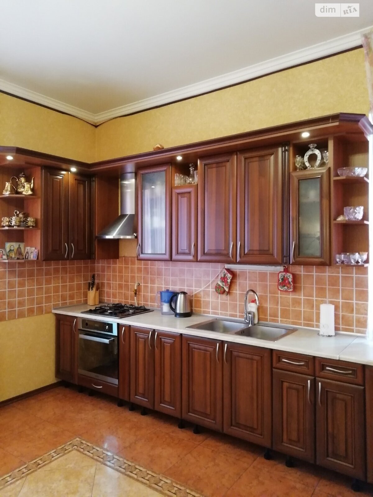 двоповерховий будинок з балконом, 500 кв. м, цегла. Продаж у Лиманці фото 1 двоповерховий будинок з балконом, 500 кв. м, цегла. Продаж у Лиманці фото 1