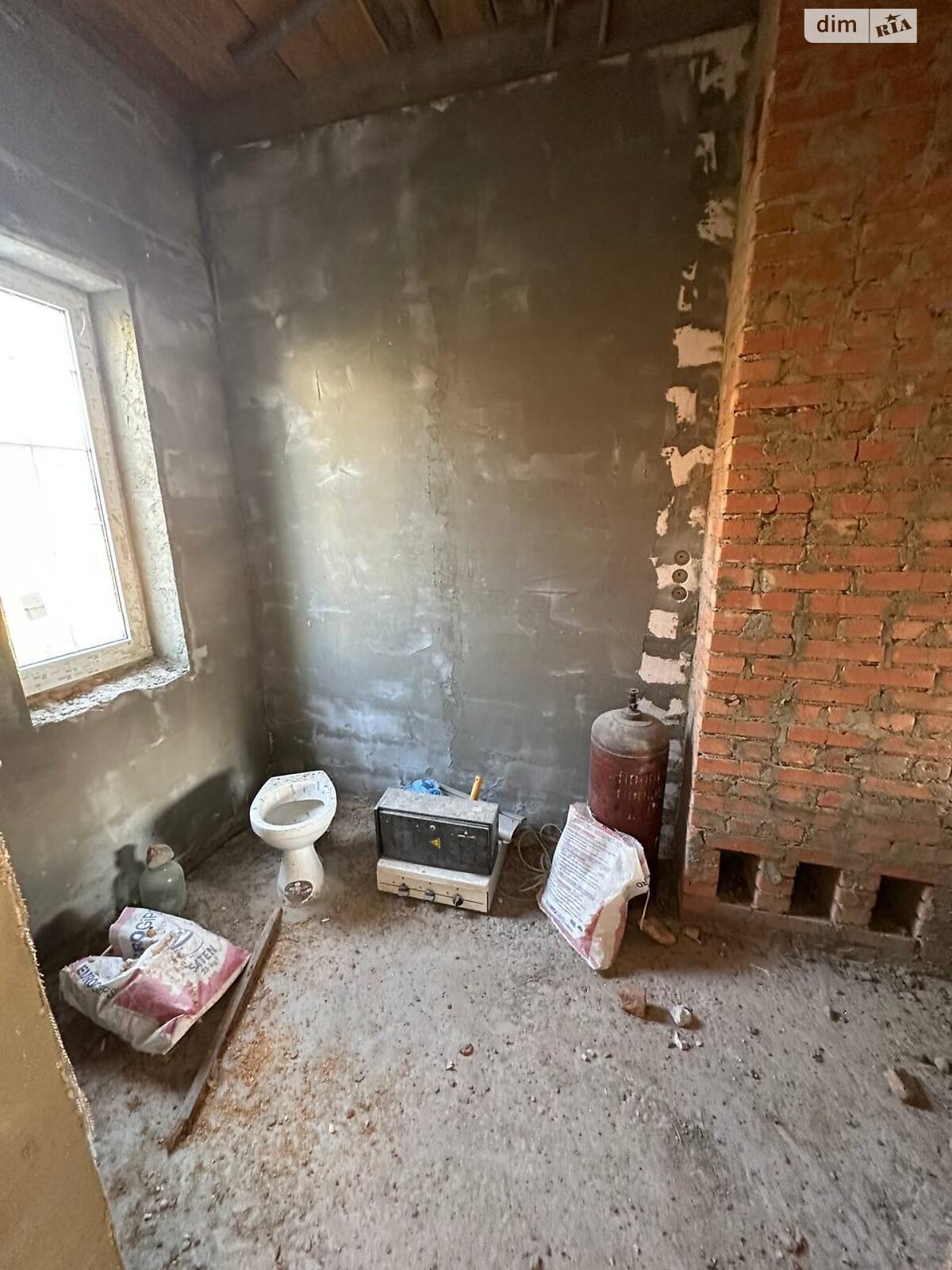 двоповерховий будинок з мансардою, 200 кв. м, пеноблок. Продаж в Лиманці, район Царське Село фото 1