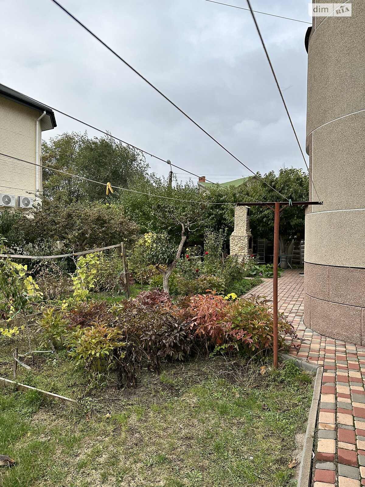 трехэтажный дом с гаражом, 300 кв. м, газобетон. Продажа в Лиманке район Царское Село фото 1 трехэтажный дом с гаражом, 300 кв. м, газобетон. Продажа в Лиманке район Царское Село фото 1