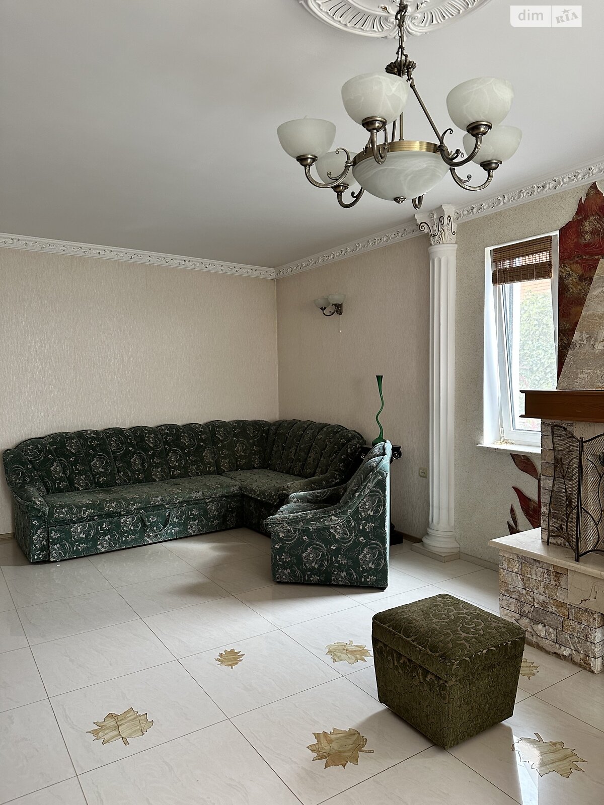 трехэтажный дом с гаражом, 300 кв. м, газобетон. Продажа в Лиманке район Царское Село фото 1 трехэтажный дом с гаражом, 300 кв. м, газобетон. Продажа в Лиманке район Царское Село фото 1