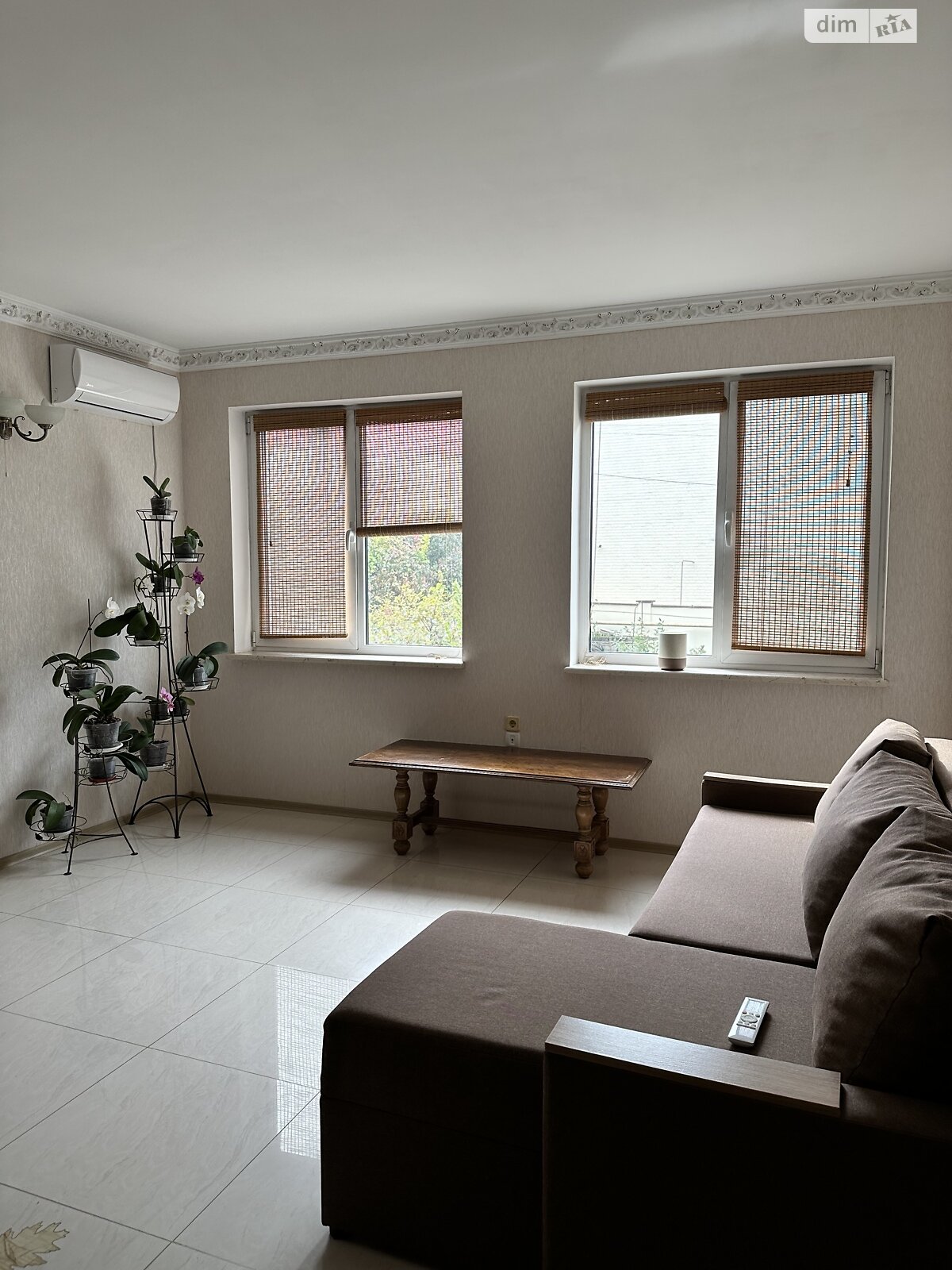 трехэтажный дом с гаражом, 300 кв. м, газобетон. Продажа в Лиманке район Царское Село фото 1 трехэтажный дом с гаражом, 300 кв. м, газобетон. Продажа в Лиманке район Царское Село фото 1