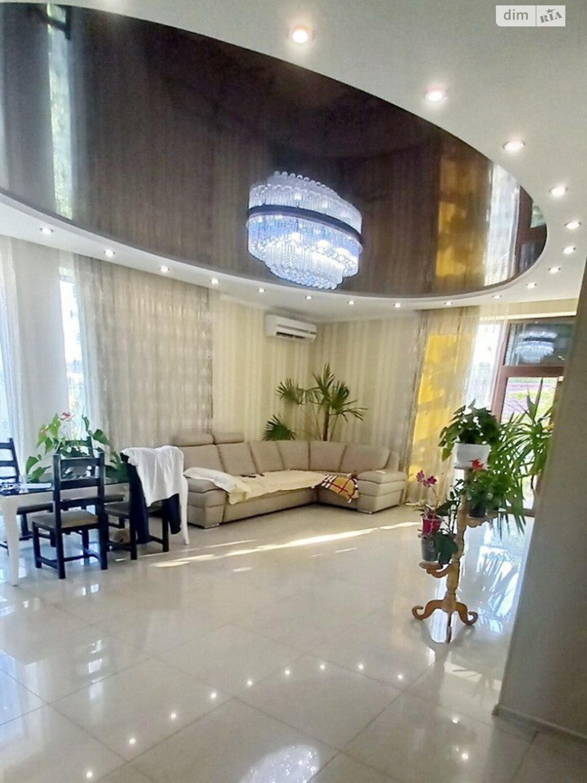 двухэтажный дом с верандой, 220.2 кв. м, кирпич. Продажа в Лиманке фото 1 двухэтажный дом с верандой, 220.2 кв. м, кирпич. Продажа в Лиманке фото 1