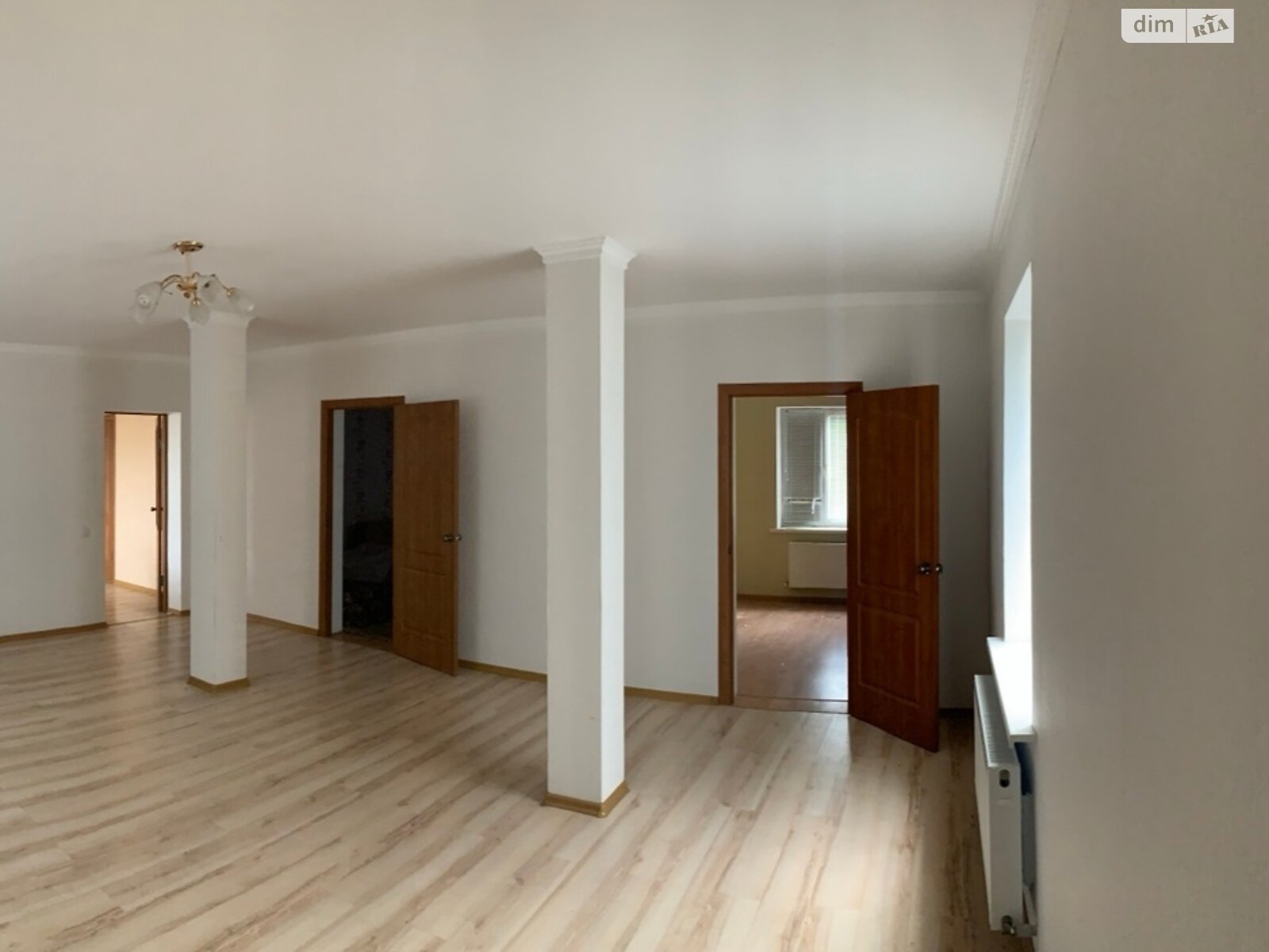 двоповерховий будинок, 250 кв. м, цегла. Продаж у Лиманах фото 1 двоповерховий будинок, 250 кв. м, цегла. Продаж у Лиманах фото 1