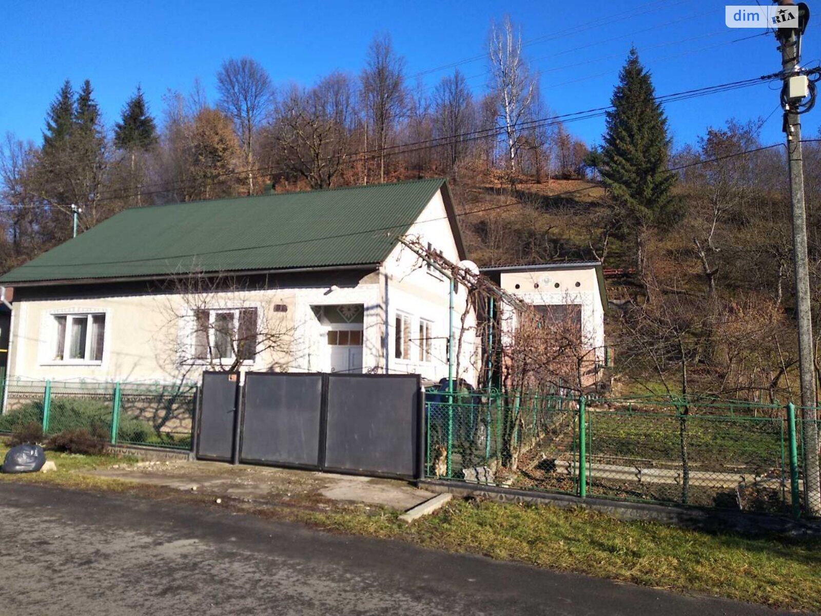 одноэтажный дом с гаражом, 95 кв. м, кирпич. Продажа в Липецкой Поляне фото 1