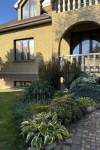 трехэтажный дом с верандой, 402 кв. м, кирпич. Продажа в Липинах фото 2