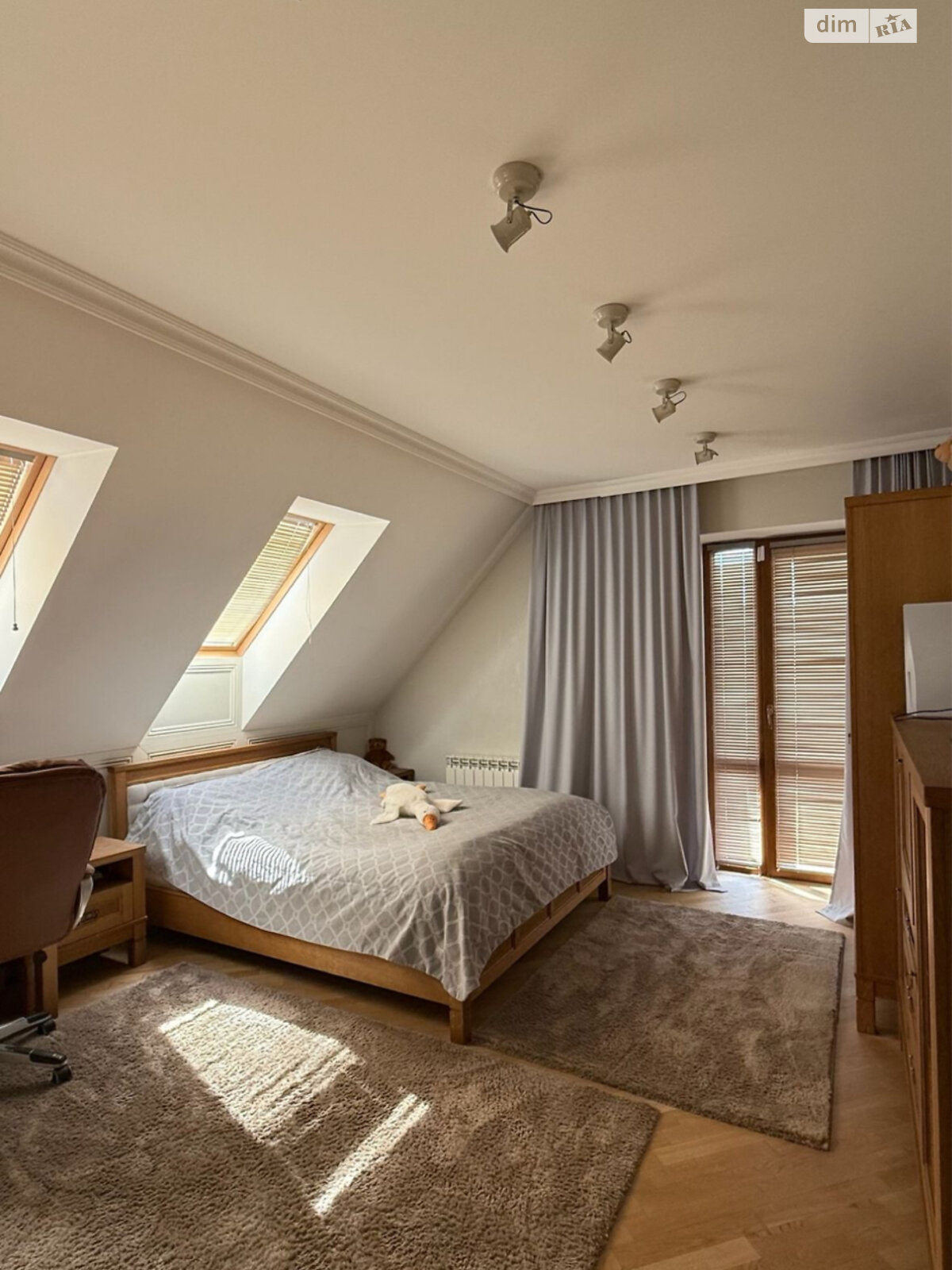 двухэтажный дом с гаражом, 251 кв. м, кирпич. Продажа в Липинах фото 1 двухэтажный дом с гаражом, 251 кв. м, кирпич. Продажа в Липинах фото 1