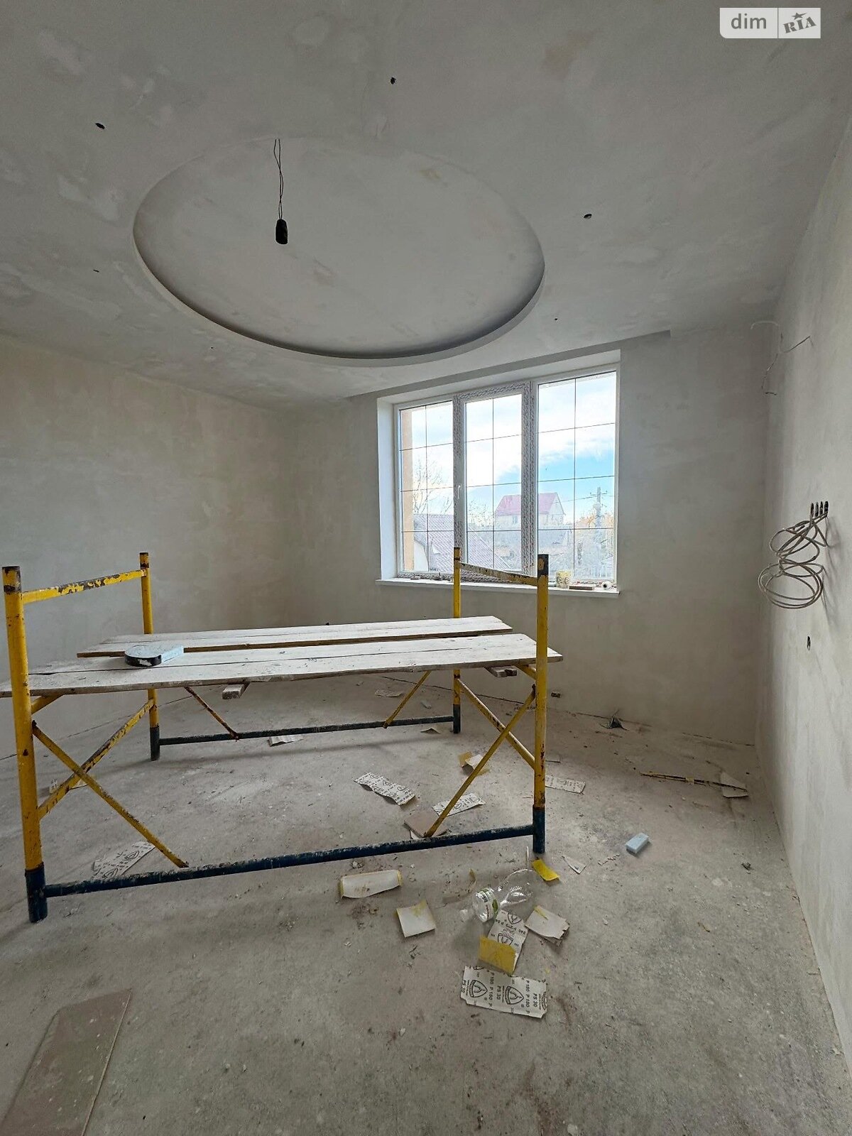 двухэтажный дом с отоплением, 350 кв. м, кирпич. Продажа в Липинах фото 1