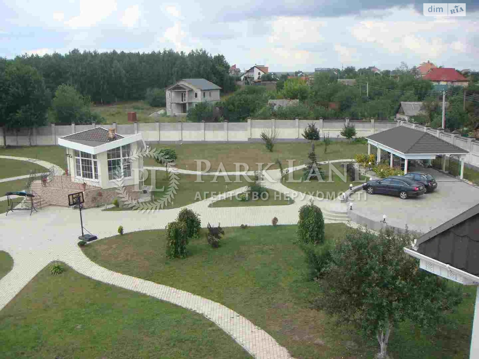 трехэтажный дом с верандой, 710 кв. м, кирпич. Продажа в Бобрице фото 1 трехэтажный дом с верандой, 710 кв. м, кирпич. Продажа в Бобрице фото 1