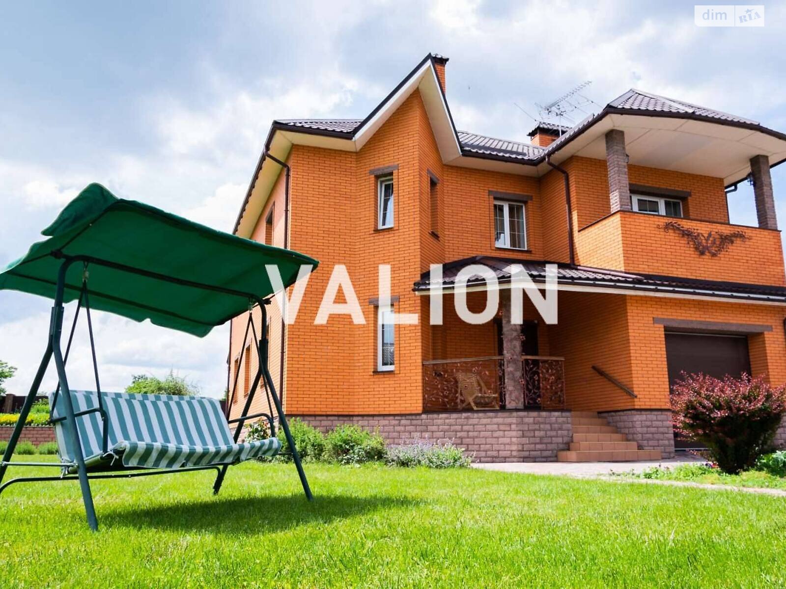 двоповерховий будинок з гаражем, 330 кв. м, цегла. Продаж в Липовому Скитку фото 1 двоповерховий будинок з гаражем, 330 кв. м, цегла. Продаж в Липовому Скитку фото 1
