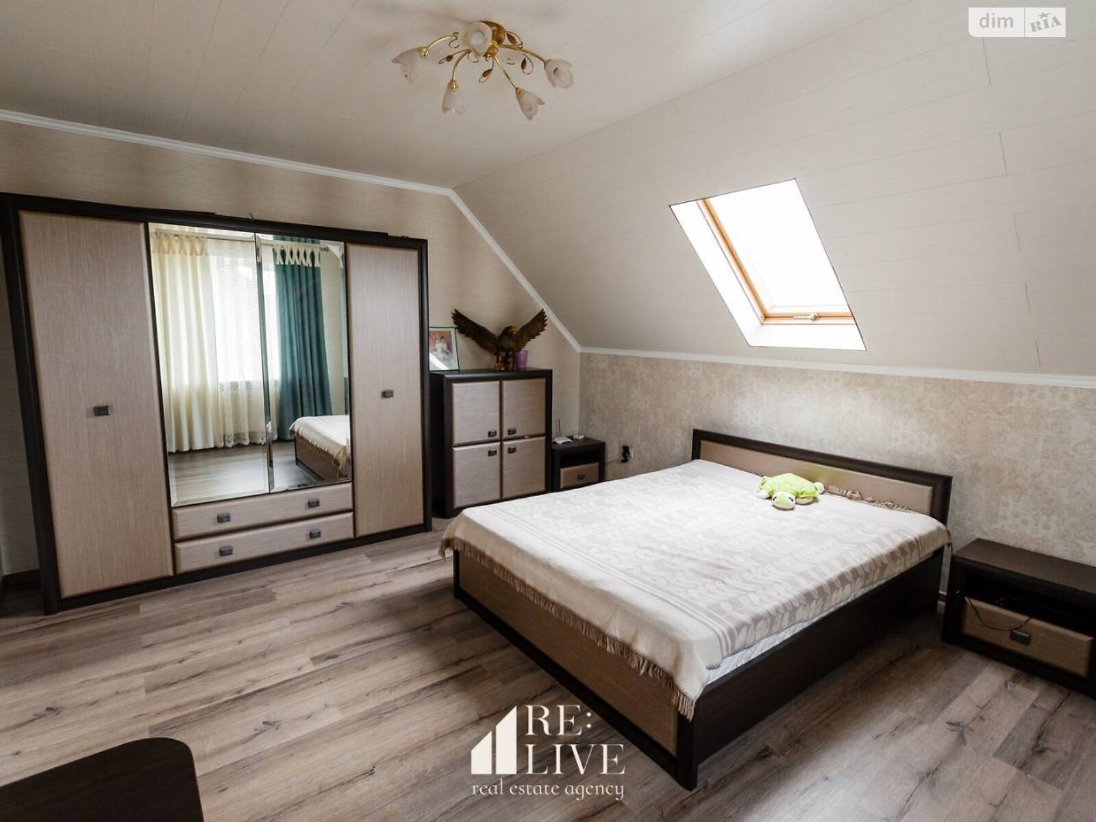 двоповерховий будинок з гаражем, 256 кв. м, цегла. Продаж у Лищі фото 1 двоповерховий будинок з гаражем, 256 кв. м, цегла. Продаж у Лищі фото 1