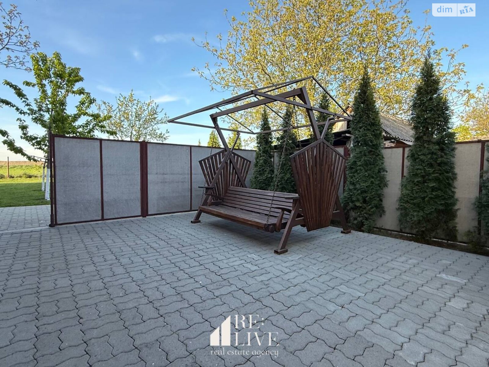 двоповерховий будинок з гаражем, 256 кв. м, цегла. Продаж у Лищі фото 1 двоповерховий будинок з гаражем, 256 кв. м, цегла. Продаж у Лищі фото 1