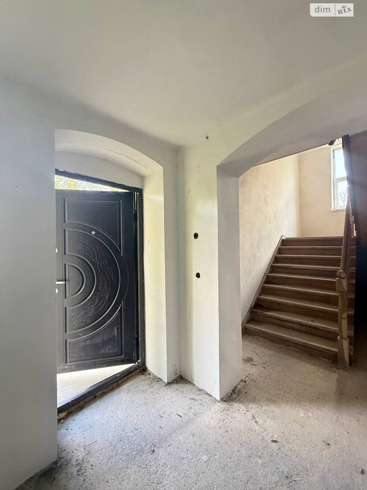 триповерховий будинок з гаражем, 492.3 кв. м, цегла. Продаж у Лисиничах фото 1 триповерховий будинок з гаражем, 492.3 кв. м, цегла. Продаж у Лисиничах фото 1