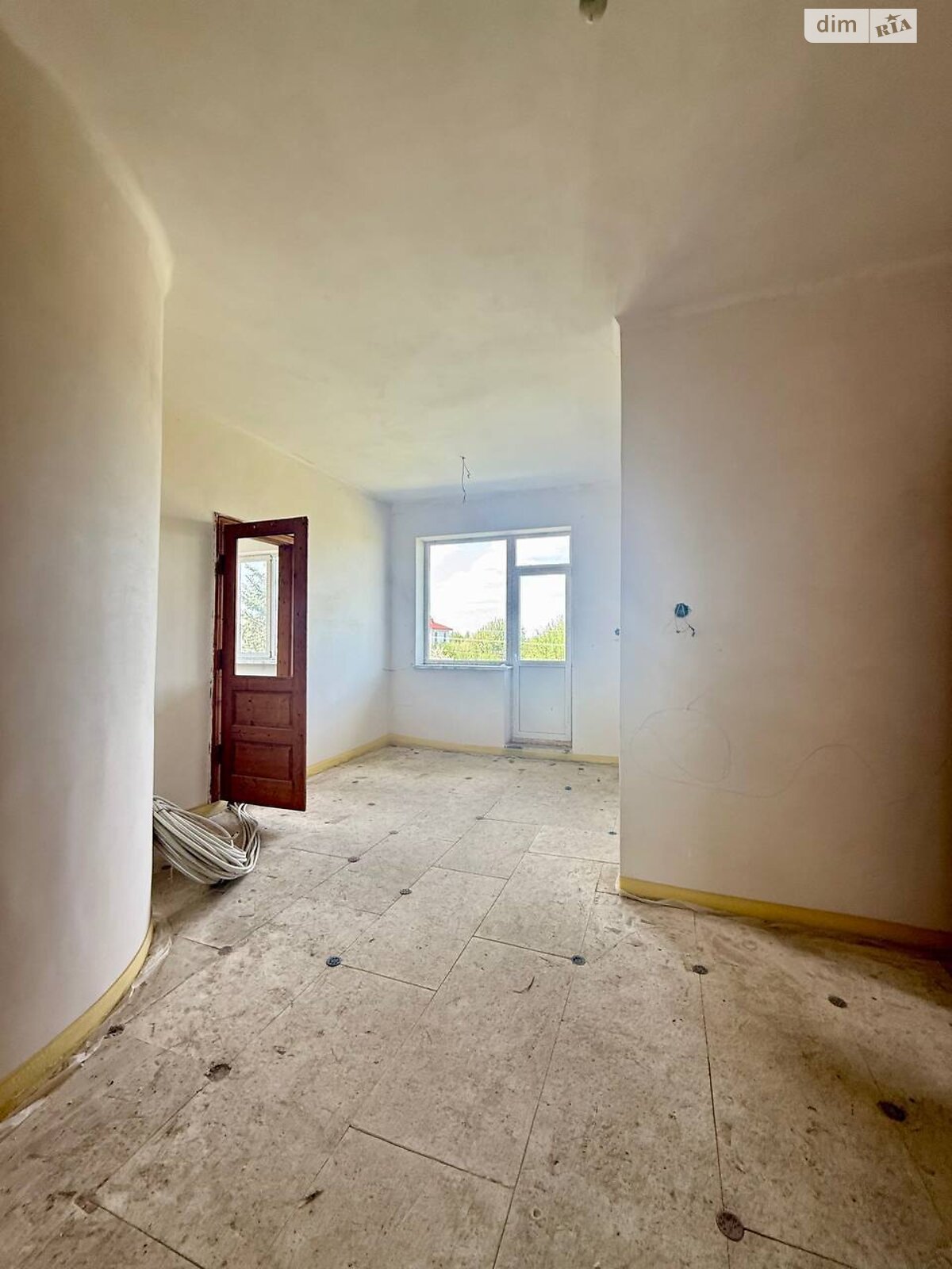 триповерховий будинок з гаражем, 492.3 кв. м, цегла. Продаж у Лисиничах фото 1 триповерховий будинок з гаражем, 492.3 кв. м, цегла. Продаж у Лисиничах фото 1