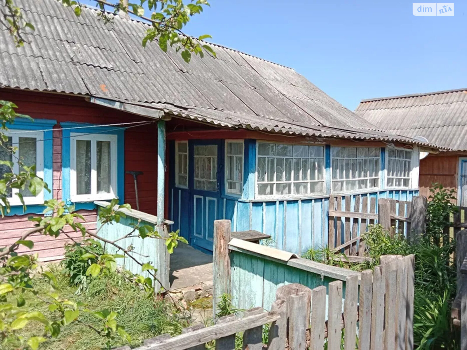 одноэтажный дом с отоплением, 80 кв. м, кирпич. Продажа в Листвине фото 1 одноэтажный дом с отоплением, 80 кв. м, кирпич. Продажа в Листвине фото 1