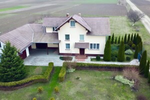 двухэтажный дом с отоплением, 220.3 кв. м, кирпич. Продажа в Лисятичах фото 2