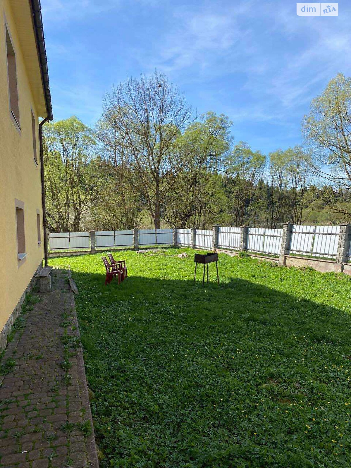 двухэтажный дом с гаражом, 212 кв. м, кирпич. Продажа в Лосинце фото 1 двухэтажный дом с гаражом, 212 кв. м, кирпич. Продажа в Лосинце фото 1