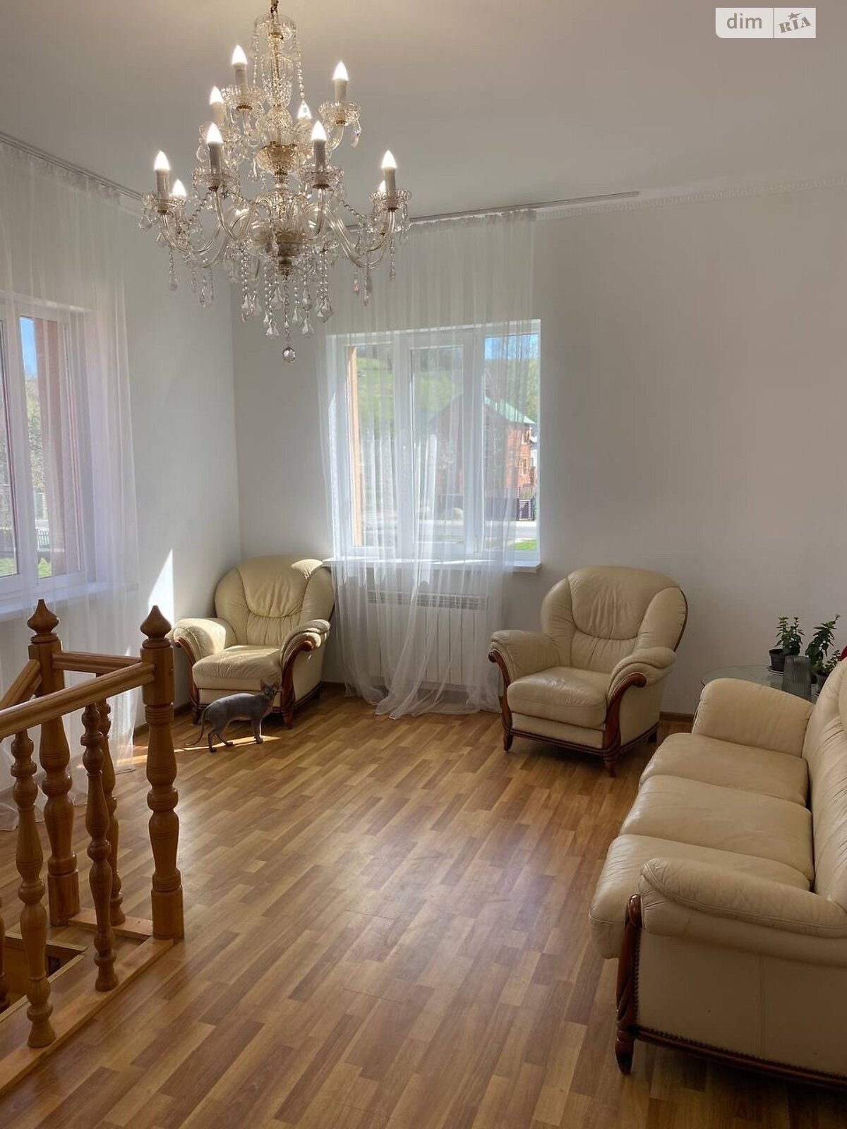 двухэтажный дом с гаражом, 212 кв. м, кирпич. Продажа в Лосинце фото 1 двухэтажный дом с гаражом, 212 кв. м, кирпич. Продажа в Лосинце фото 1