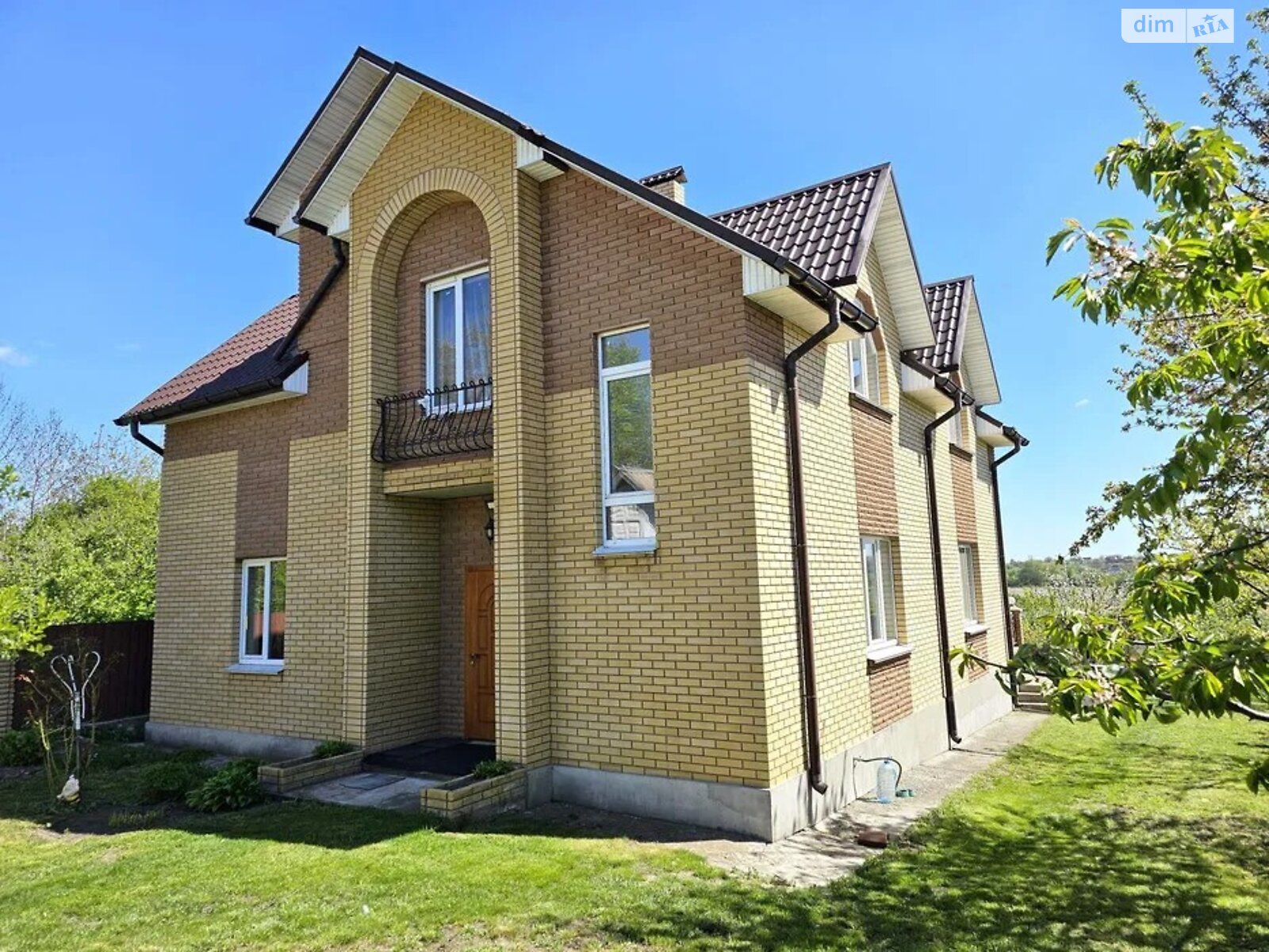 двоповерховий будинок з верандою, 240 кв. м, піноблок. Продаж у Лосятині фото 1