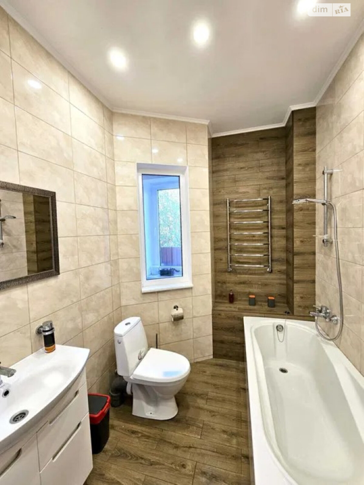 двоповерховий будинок з верандою, 240 кв. м, піноблок. Продаж у Лосятині фото 1