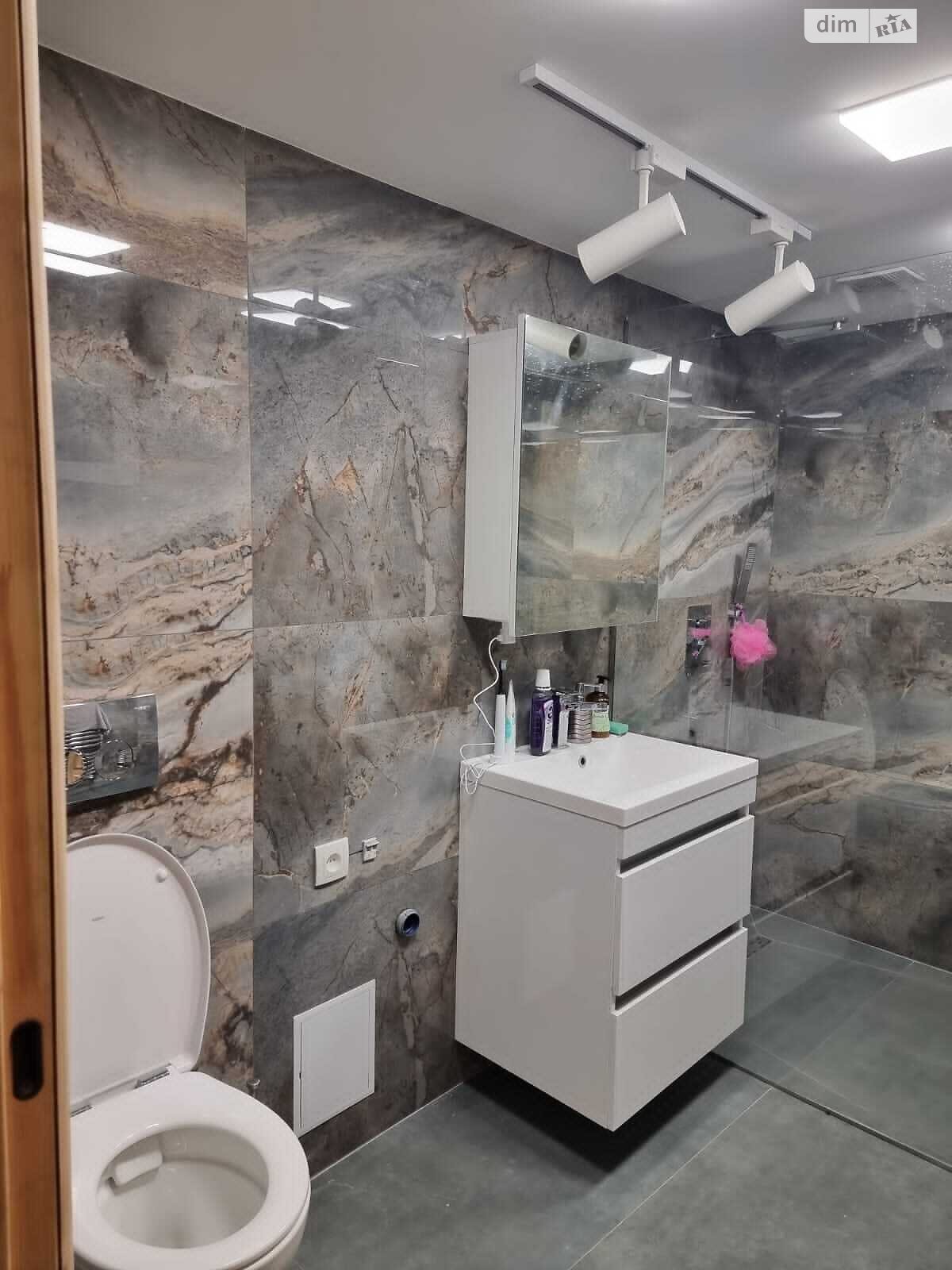 одноповерховий будинок з гаражем, 56.5 кв. м, цегла. Продаж у Лозуватці фото 1