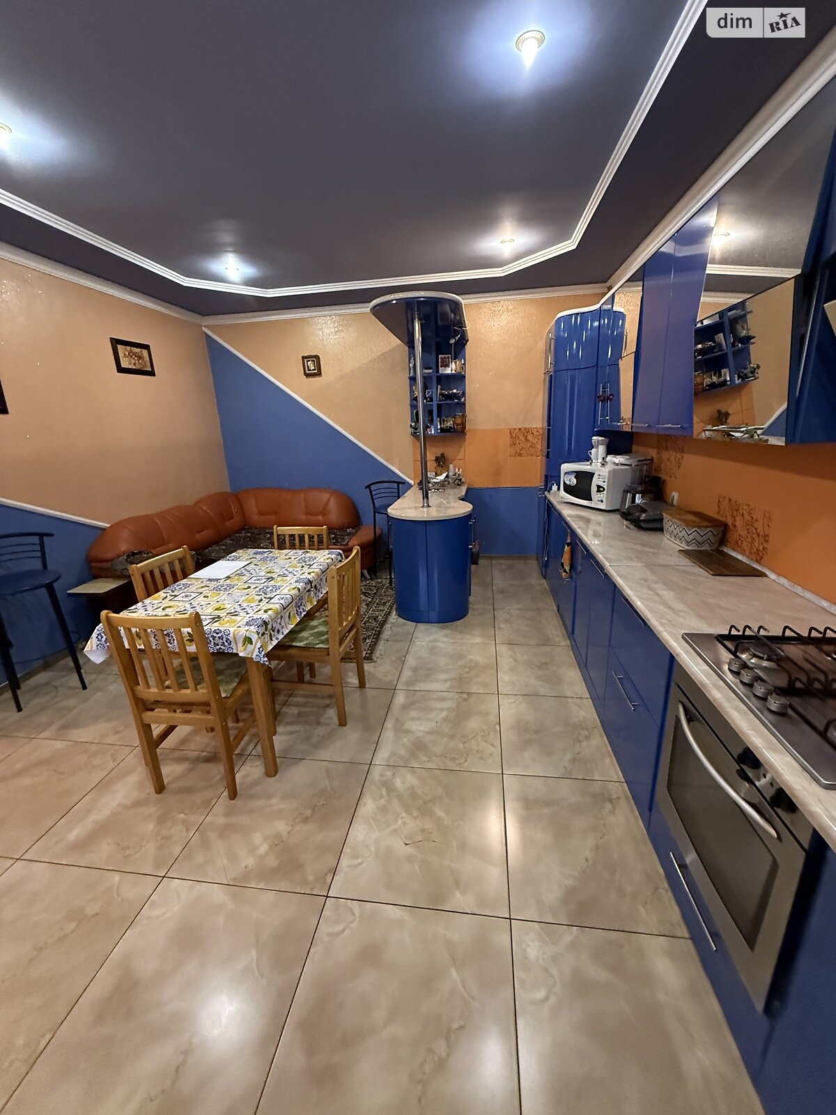 двухэтажный дом с отоплением, 160 кв. м, кирпич. Продажа в Лозовой фото 1 двухэтажный дом с отоплением, 160 кв. м, кирпич. Продажа в Лозовой фото 1