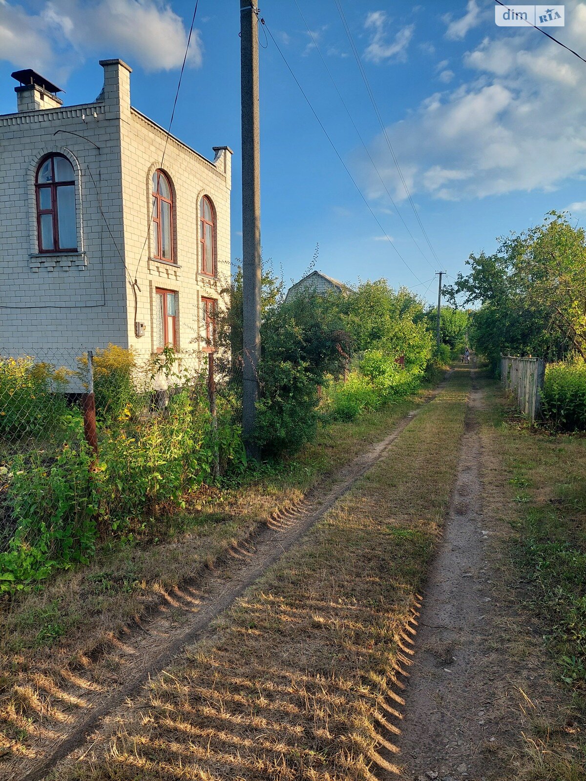 двухэтажный дом с отоплением, 45 кв. м, кирпич. Продажа в Лозовке фото 1 двухэтажный дом с отоплением, 45 кв. м, кирпич. Продажа в Лозовке фото 1