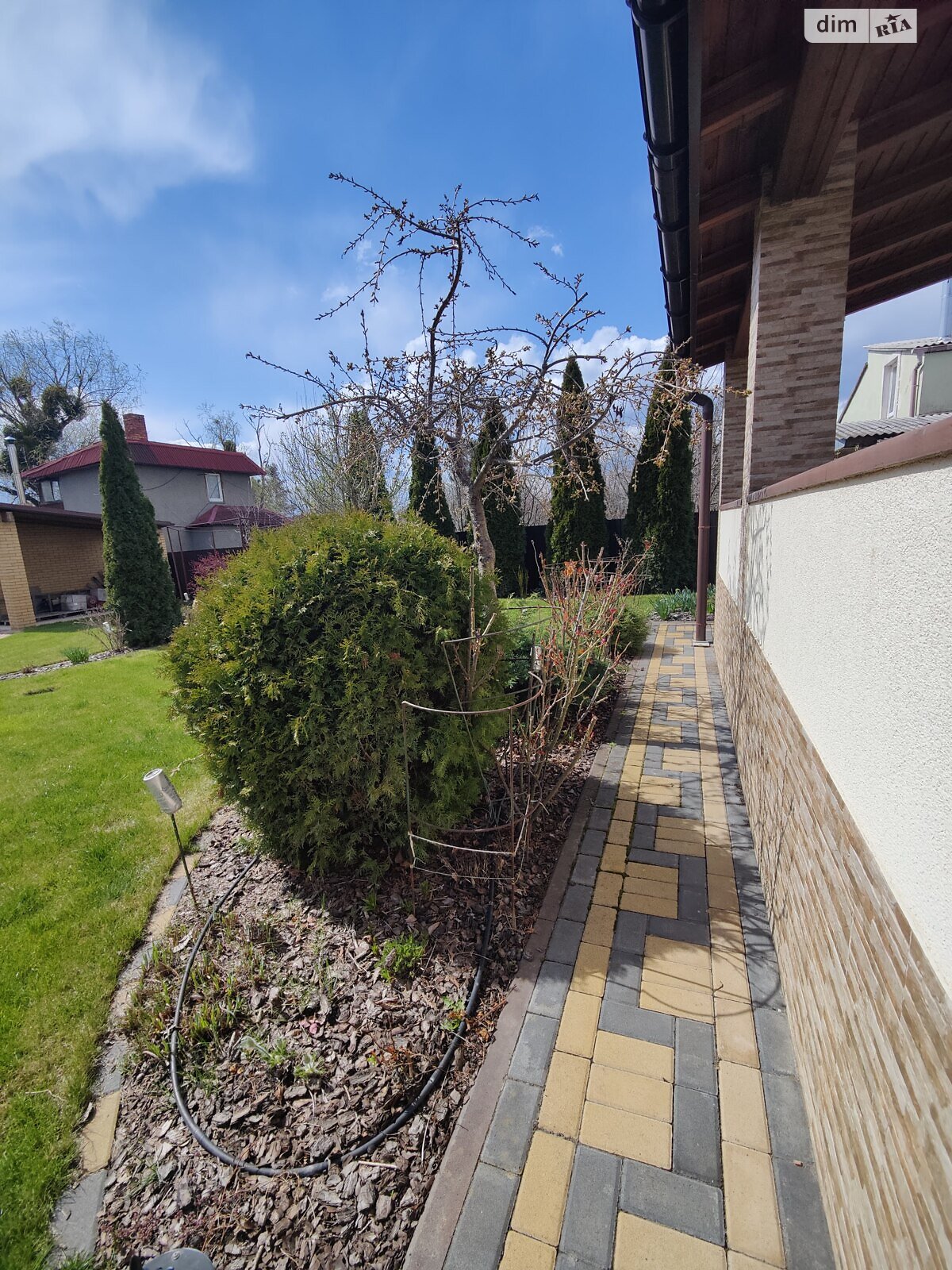 двухэтажный дом, 105.6 кв. м, кирпич. Продажа в Лозовке фото 1 двухэтажный дом, 105.6 кв. м, кирпич. Продажа в Лозовке фото 1