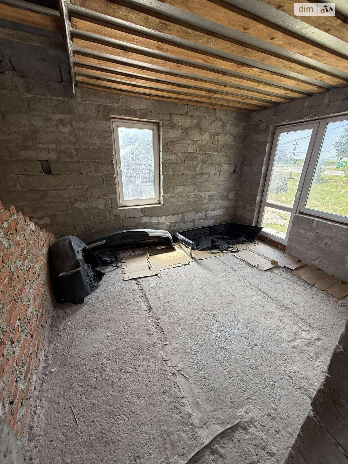 двухэтажный дом, 120 кв. м, кирпич. Продажа в Лучке фото 1 двухэтажный дом, 120 кв. м, кирпич. Продажа в Лучке фото 1