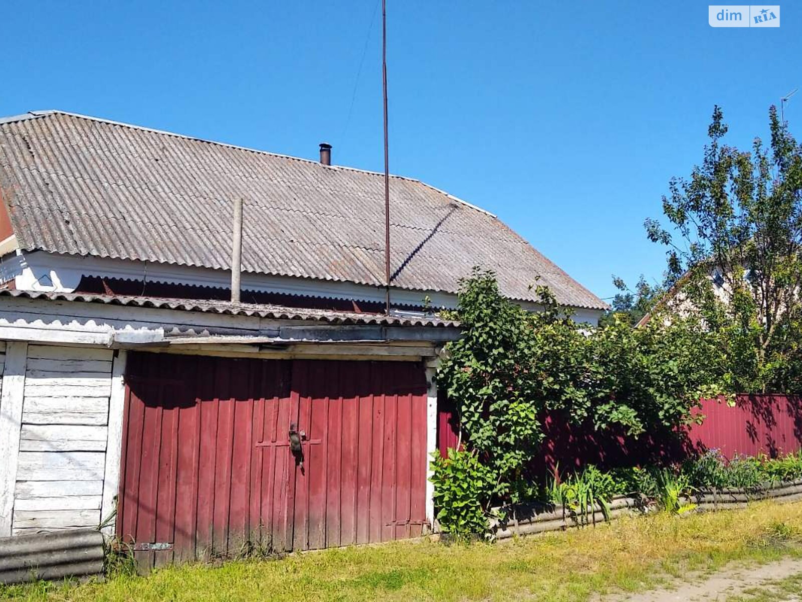 одноэтажный дом с верандой, 103 кв. м, кирпич. Продажа в Лугинах район Лугины фото 1 одноэтажный дом с верандой, 103 кв. м, кирпич. Продажа в Лугинах район Лугины фото 1