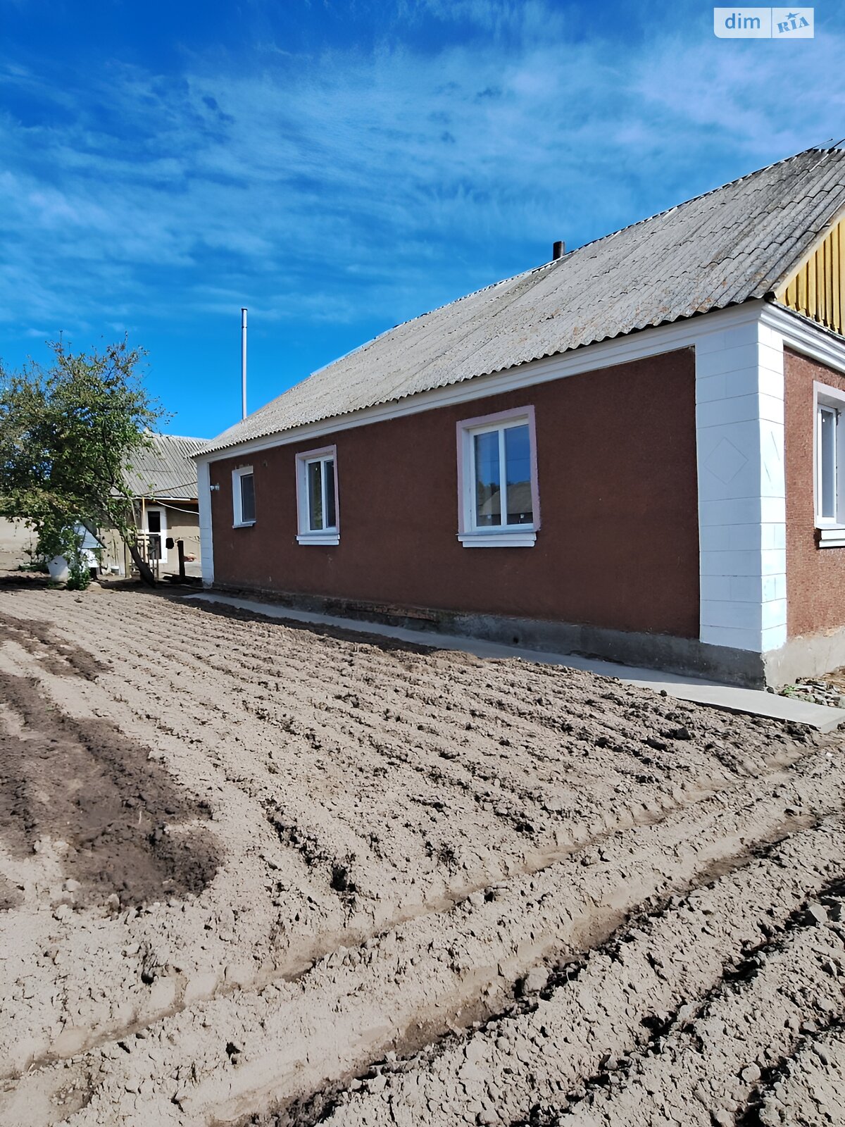 одноповерховий будинок з гаражем, 100 кв. м, цегла. Продаж у Лугинах фото 1 одноповерховий будинок з гаражем, 100 кв. м, цегла. Продаж у Лугинах фото 1