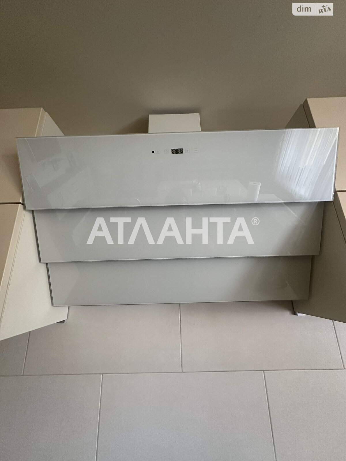двоповерховий будинок, 350 кв. м, кирпич. Продаж у Лужанах фото 1 двоповерховий будинок, 350 кв. м, кирпич. Продаж у Лужанах фото 1