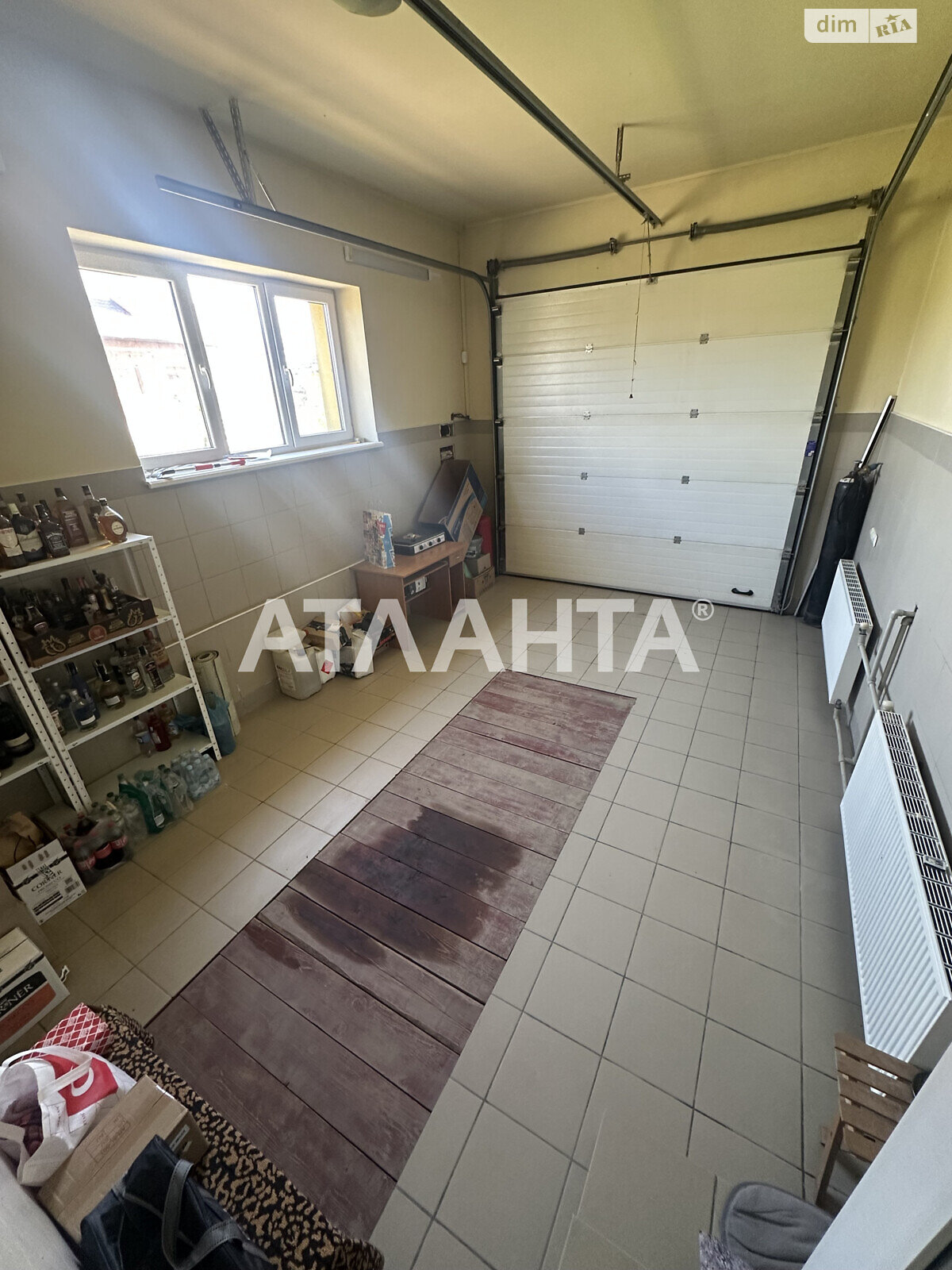 двоповерховий будинок, 350 кв. м, кирпич. Продаж у Лужанах фото 1 двоповерховий будинок, 350 кв. м, кирпич. Продаж у Лужанах фото 1