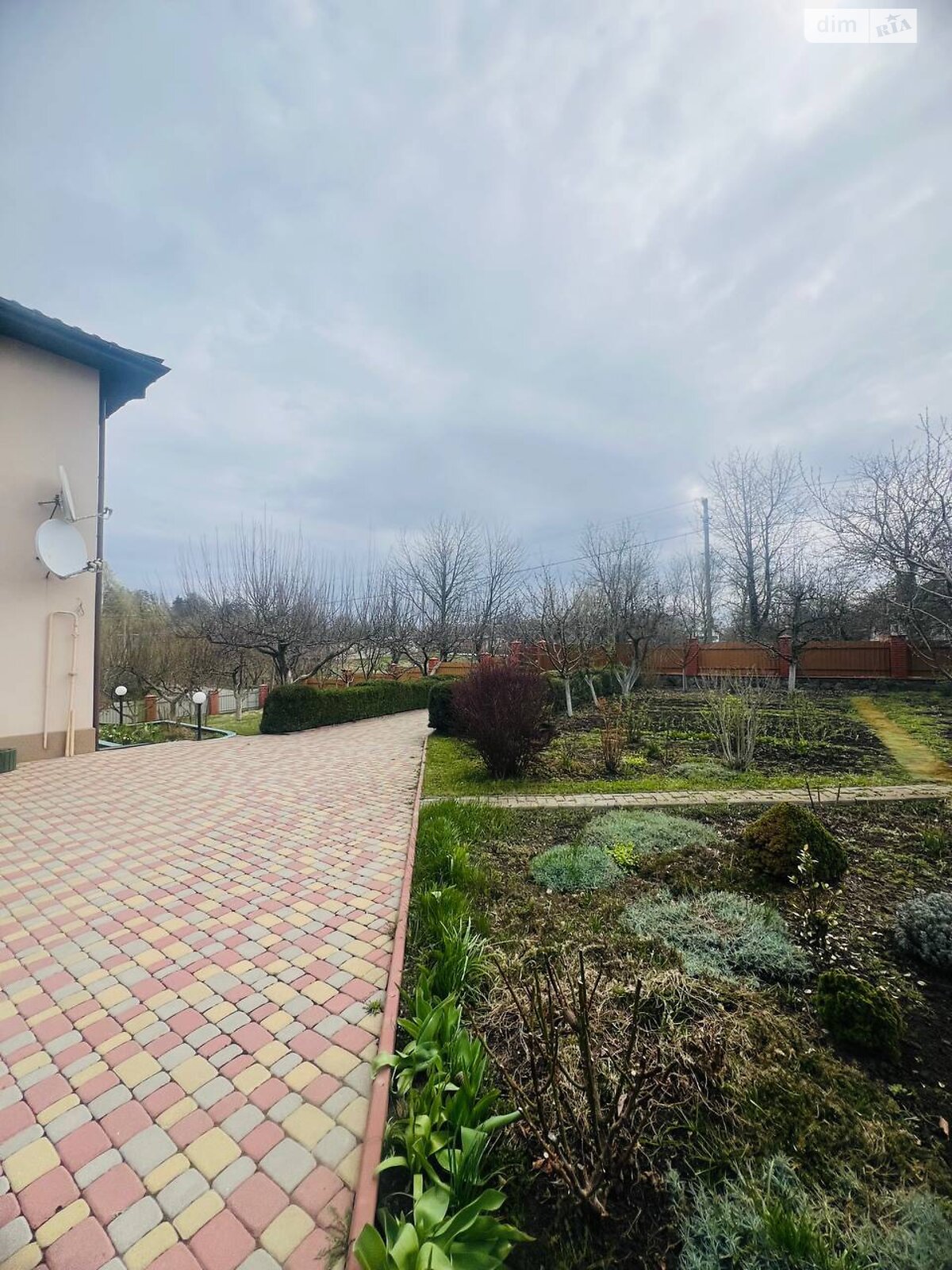 двоповерховий будинок з гаражем, 298.5 кв. м, цегла. Продаж у Луці-Мелешківській фото 1 двоповерховий будинок з гаражем, 298.5 кв. м, цегла. Продаж у Луці-Мелешківській фото 1