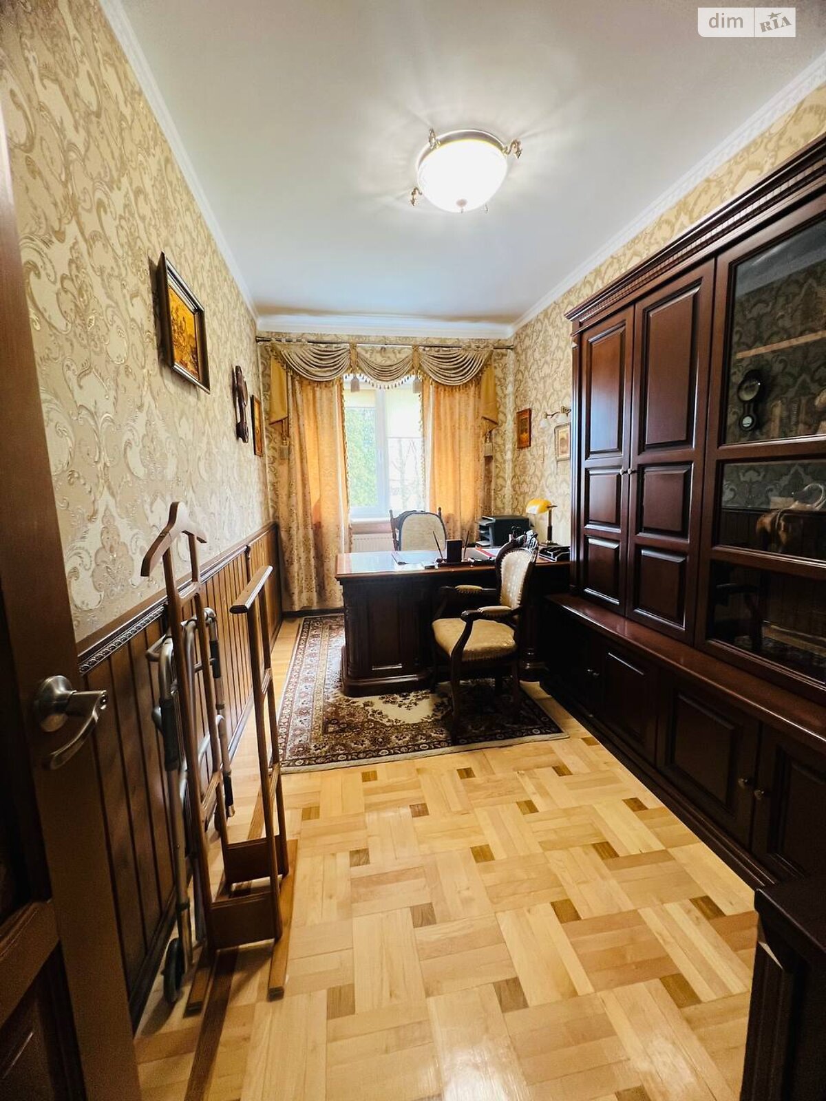 двоповерховий будинок з гаражем, 298.5 кв. м, цегла. Продаж у Луці-Мелешківській фото 1 двоповерховий будинок з гаражем, 298.5 кв. м, цегла. Продаж у Луці-Мелешківській фото 1