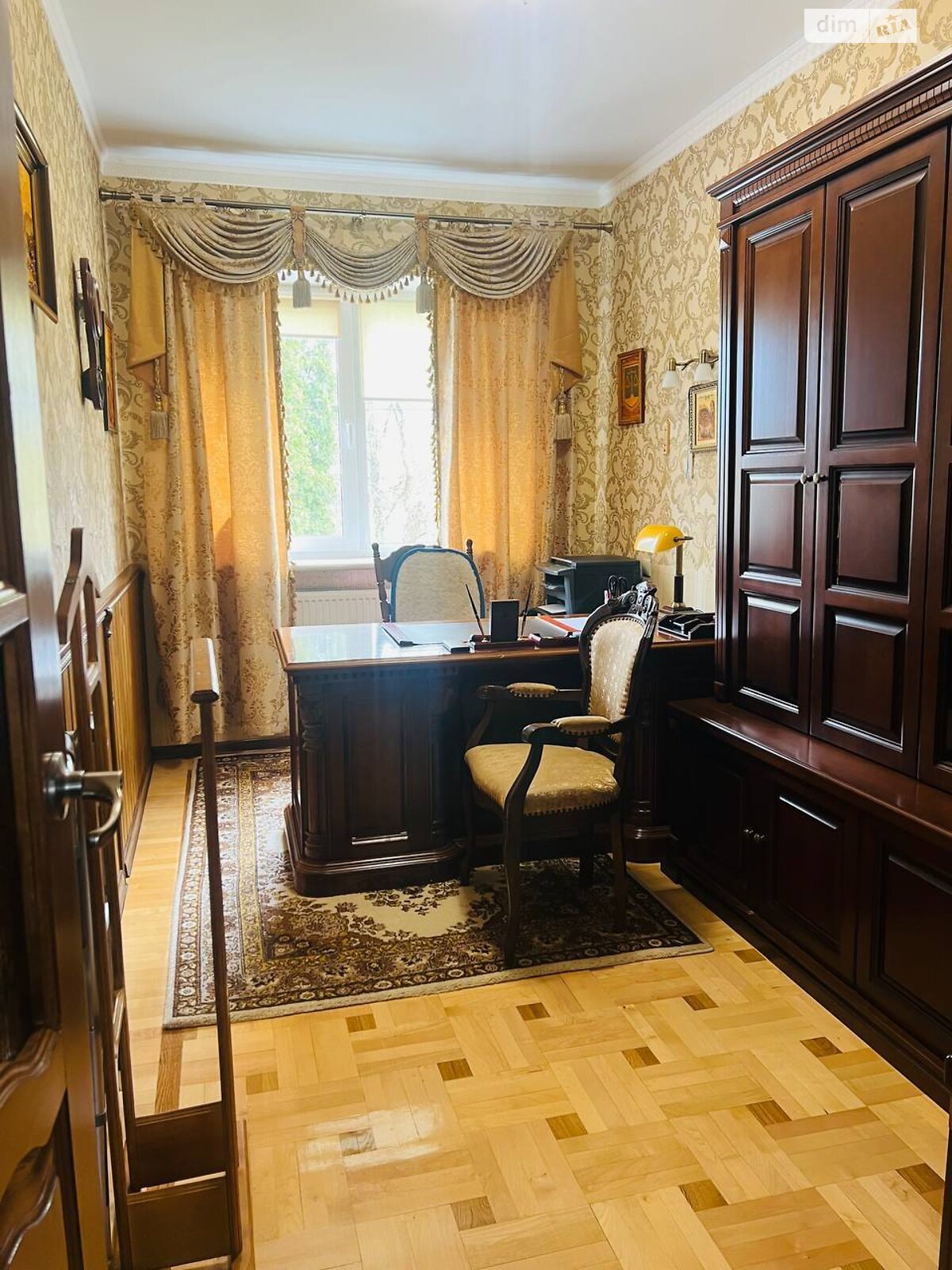 двоповерховий будинок з гаражем, 298.5 кв. м, цегла. Продаж у Луці-Мелешківській фото 1 двоповерховий будинок з гаражем, 298.5 кв. м, цегла. Продаж у Луці-Мелешківській фото 1