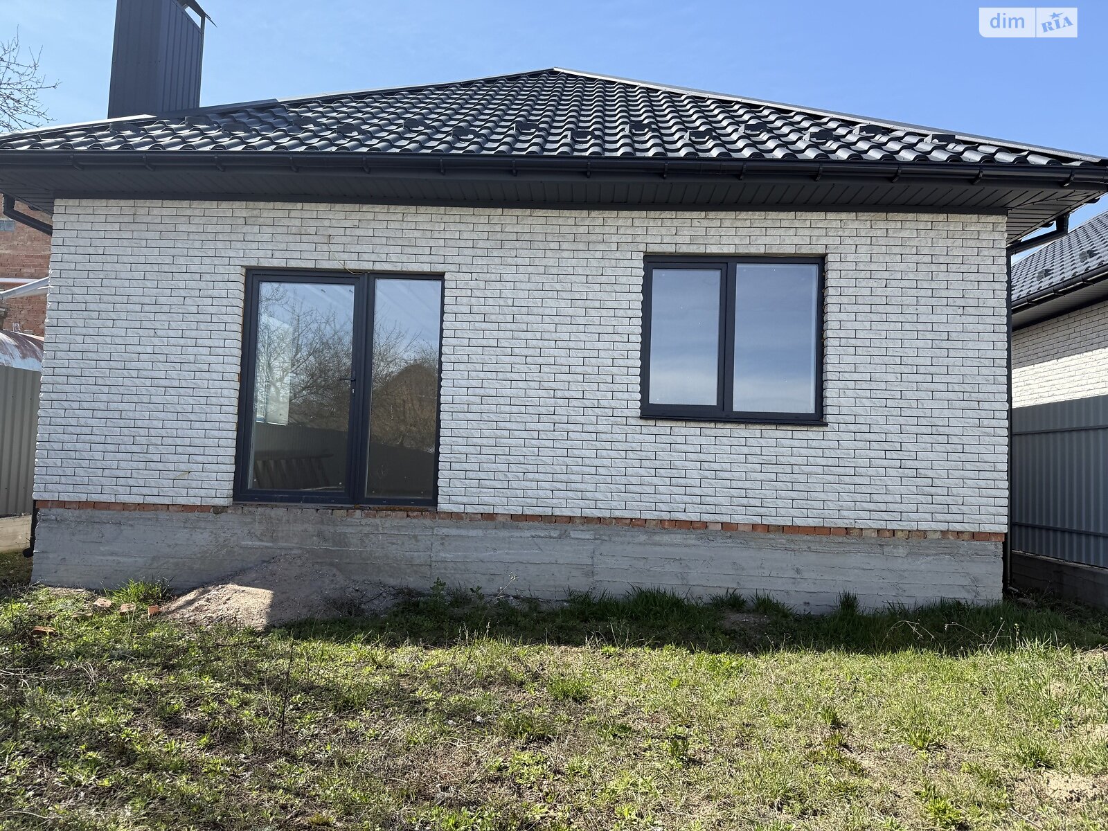 одноповерховий будинок, 100 кв. м, цегла. Продаж у Луці-Мелешківській фото 1 одноповерховий будинок, 100 кв. м, цегла. Продаж у Луці-Мелешківській фото 1