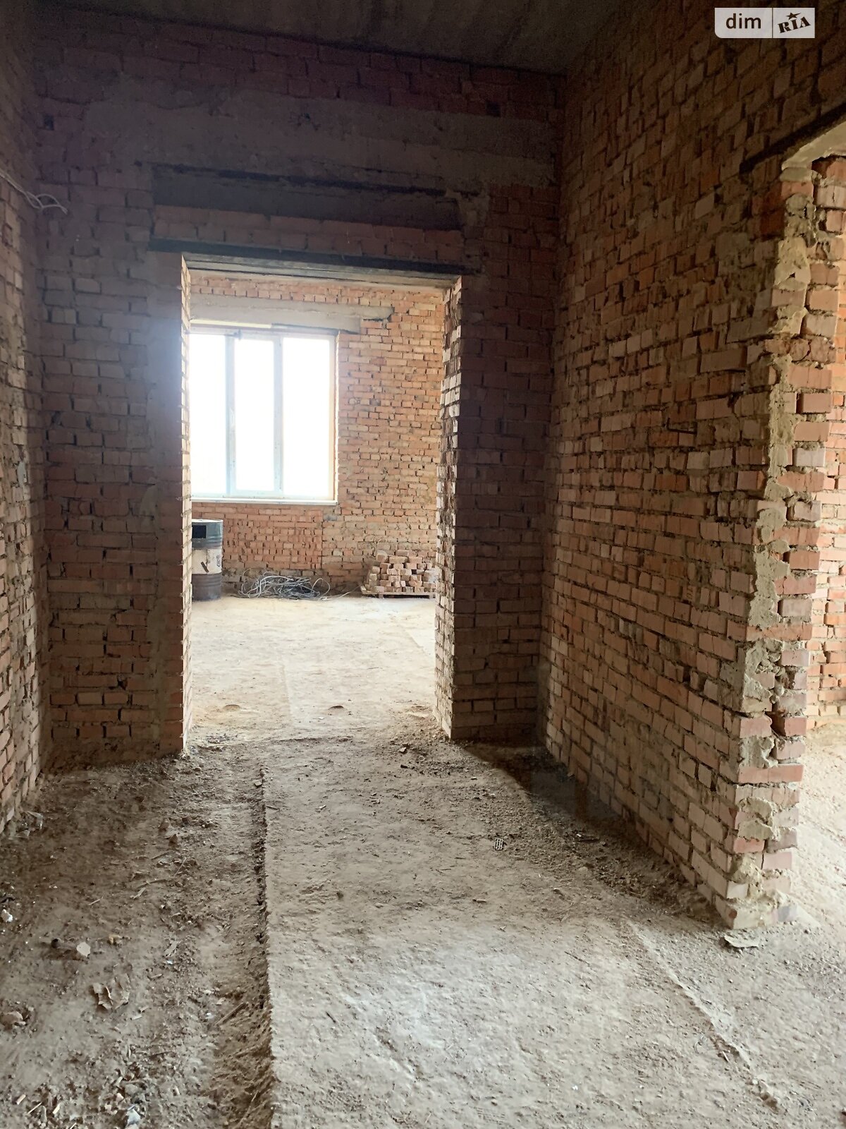 триповерховий будинок, 360 кв. м, кирпич. Продаж у Луці-Мелешківській фото 1 триповерховий будинок, 360 кв. м, кирпич. Продаж у Луці-Мелешківській фото 1