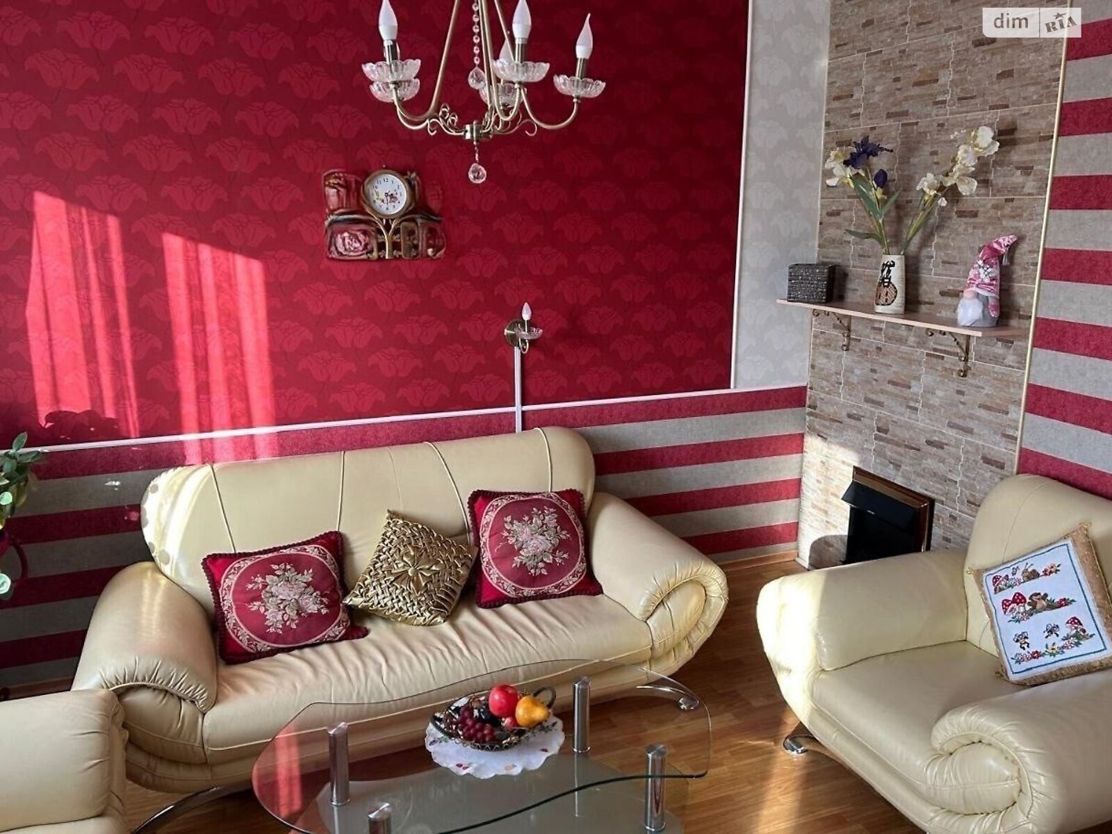 двоповерховий будинок бесідка, 200 кв. м, цегла. Продаж у Луці-Мелешківській фото 1 двоповерховий будинок бесідка, 200 кв. м, цегла. Продаж у Луці-Мелешківській фото 1