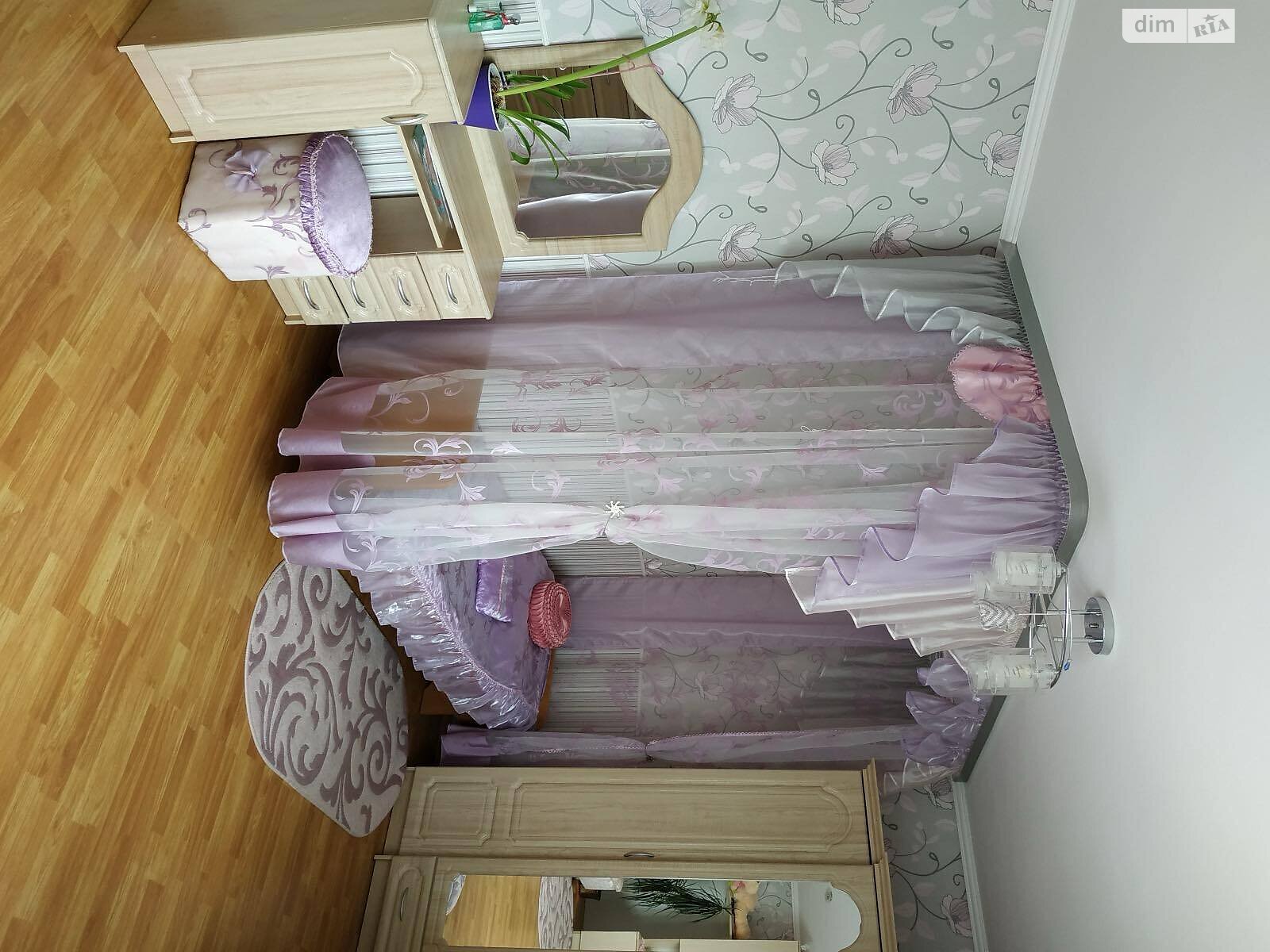 триповерховий будинок з опаленням, 200 кв. м, цегла. Продаж у Луці-Мелешківській фото 1 триповерховий будинок з опаленням, 200 кв. м, цегла. Продаж у Луці-Мелешківській фото 1