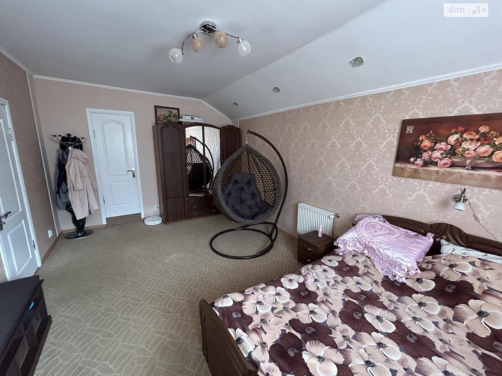триповерховий будинок з опаленням, 200 кв. м, цегла. Продаж у Луці-Мелешківській фото 1 триповерховий будинок з опаленням, 200 кв. м, цегла. Продаж у Луці-Мелешківській фото 1