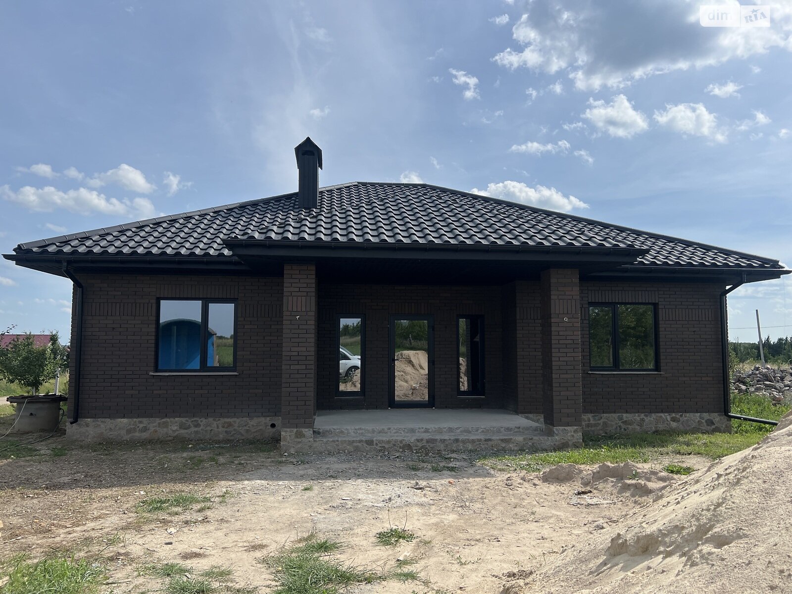одноповерховий будинок, 112 кв. м, цегла. Продаж у Луці-Мелешківській фото 1 одноповерховий будинок, 112 кв. м, цегла. Продаж у Луці-Мелешківській фото 1